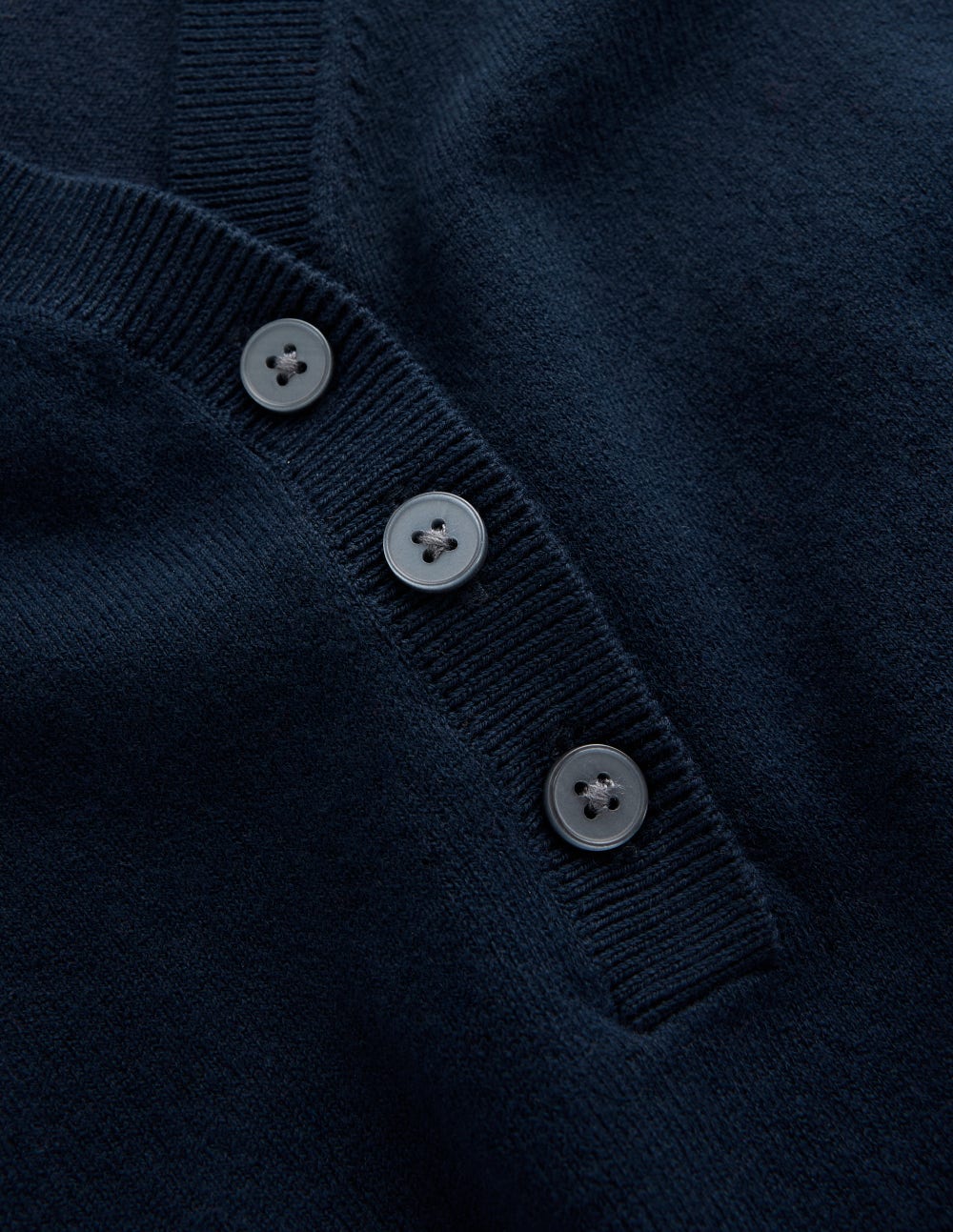 T-shirt Camilla col V en coton-Bleu marine-8
