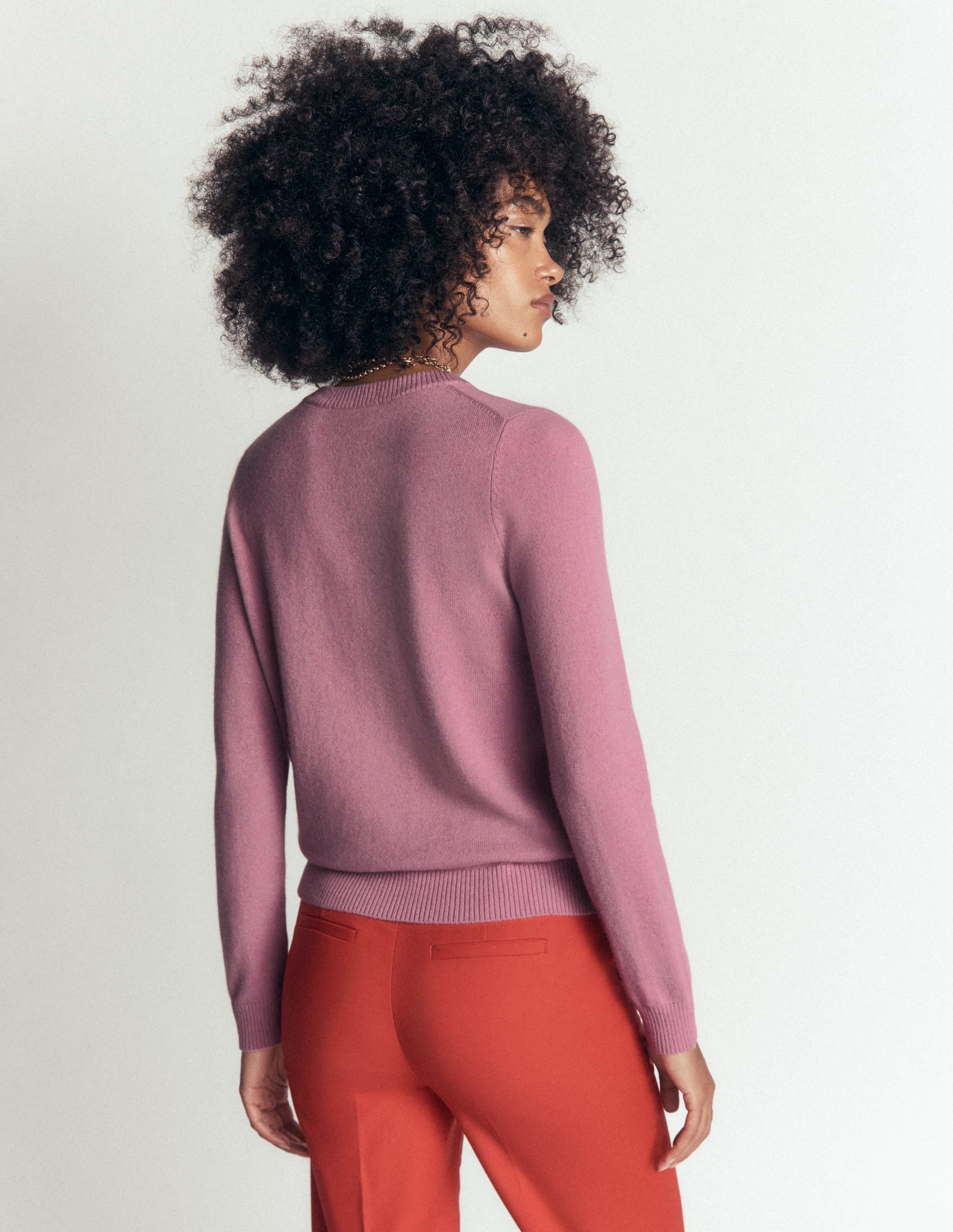 Elsie Kaschmirpullover mit Rundhalsausschnitt-Rosa Heide - Image 3