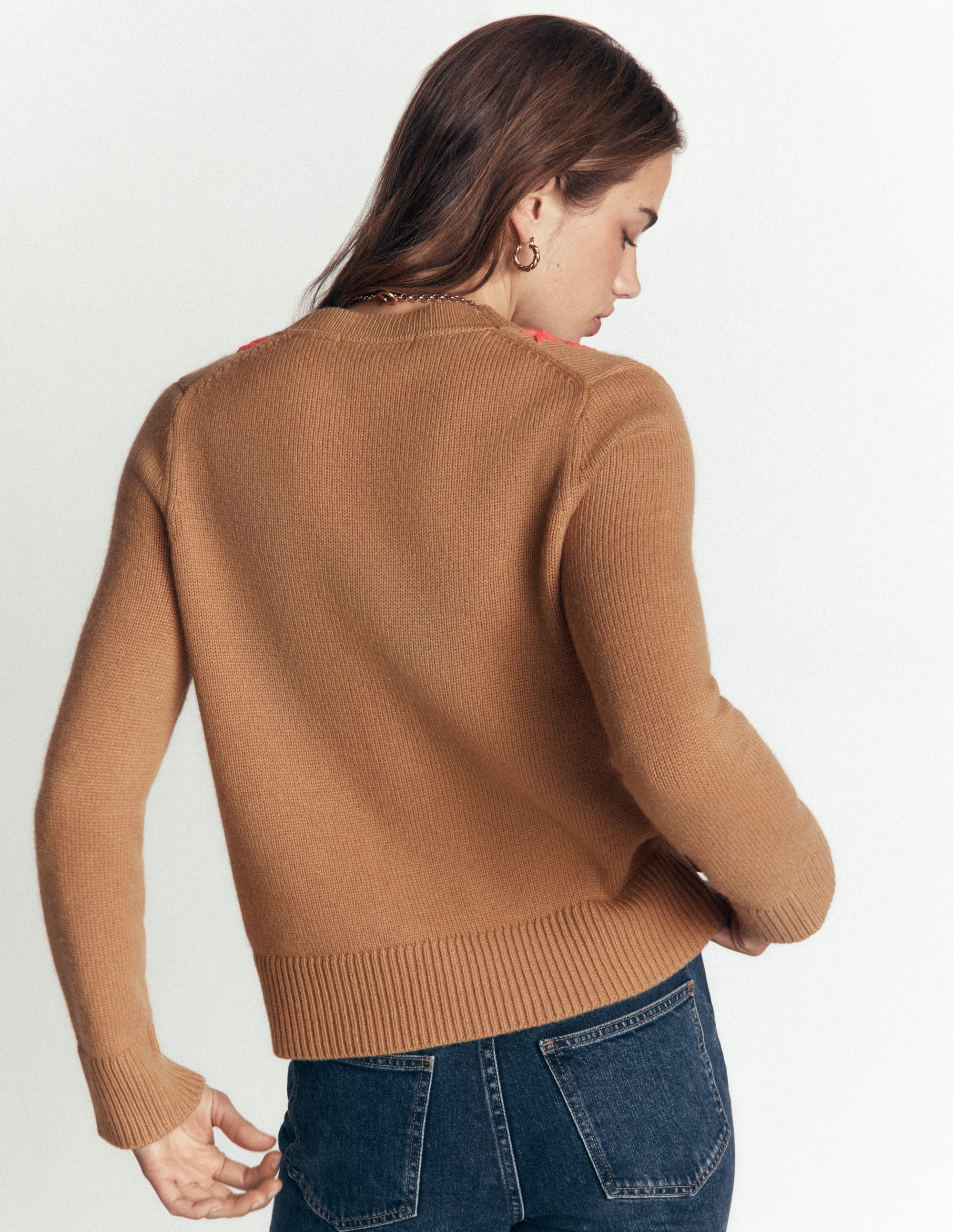 Ella Strickjacke mit Stickerei-Camel, Stickerei - Image 4