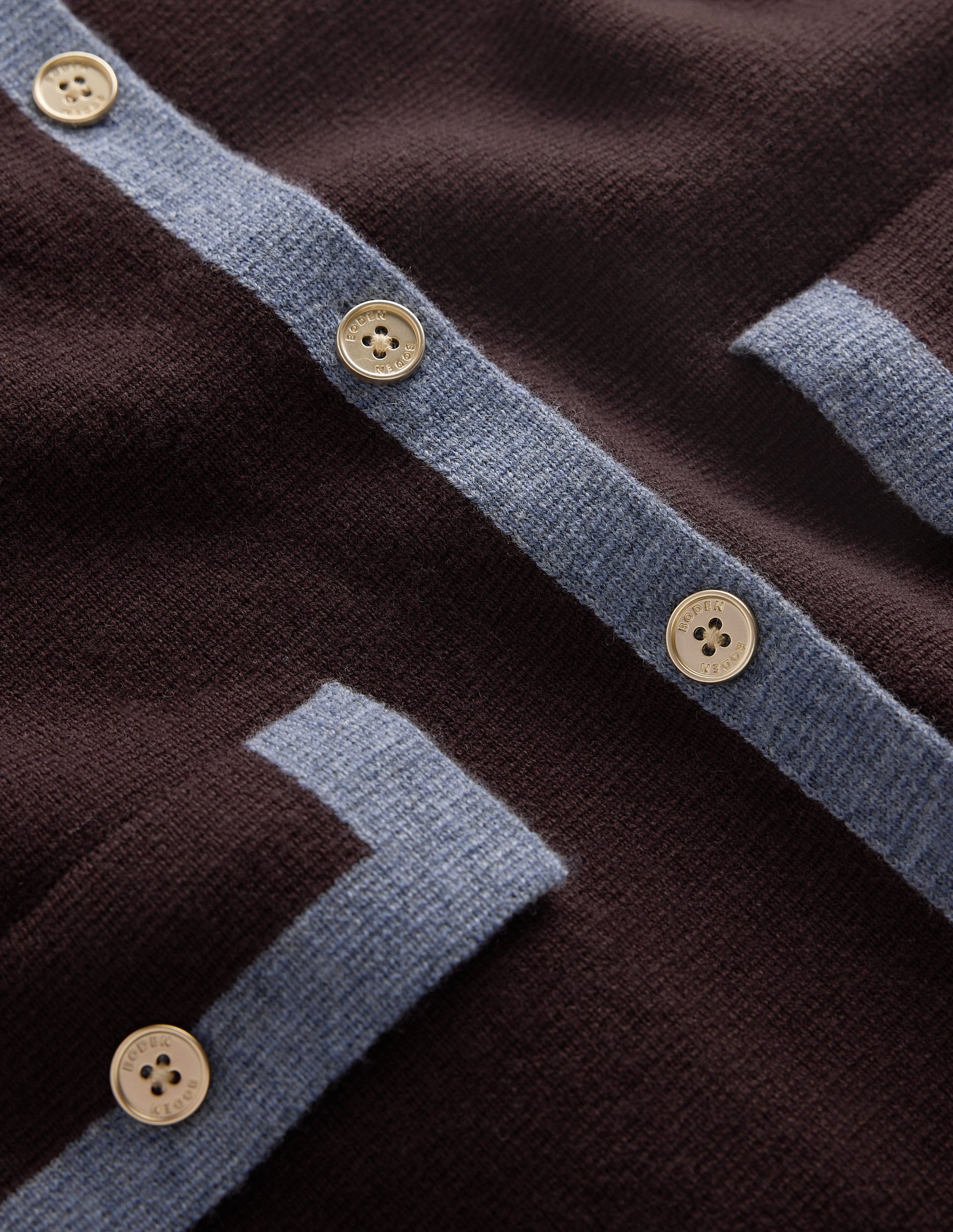 Elizabeth Strickjacke mit Schleife-Bitterschokolade-8