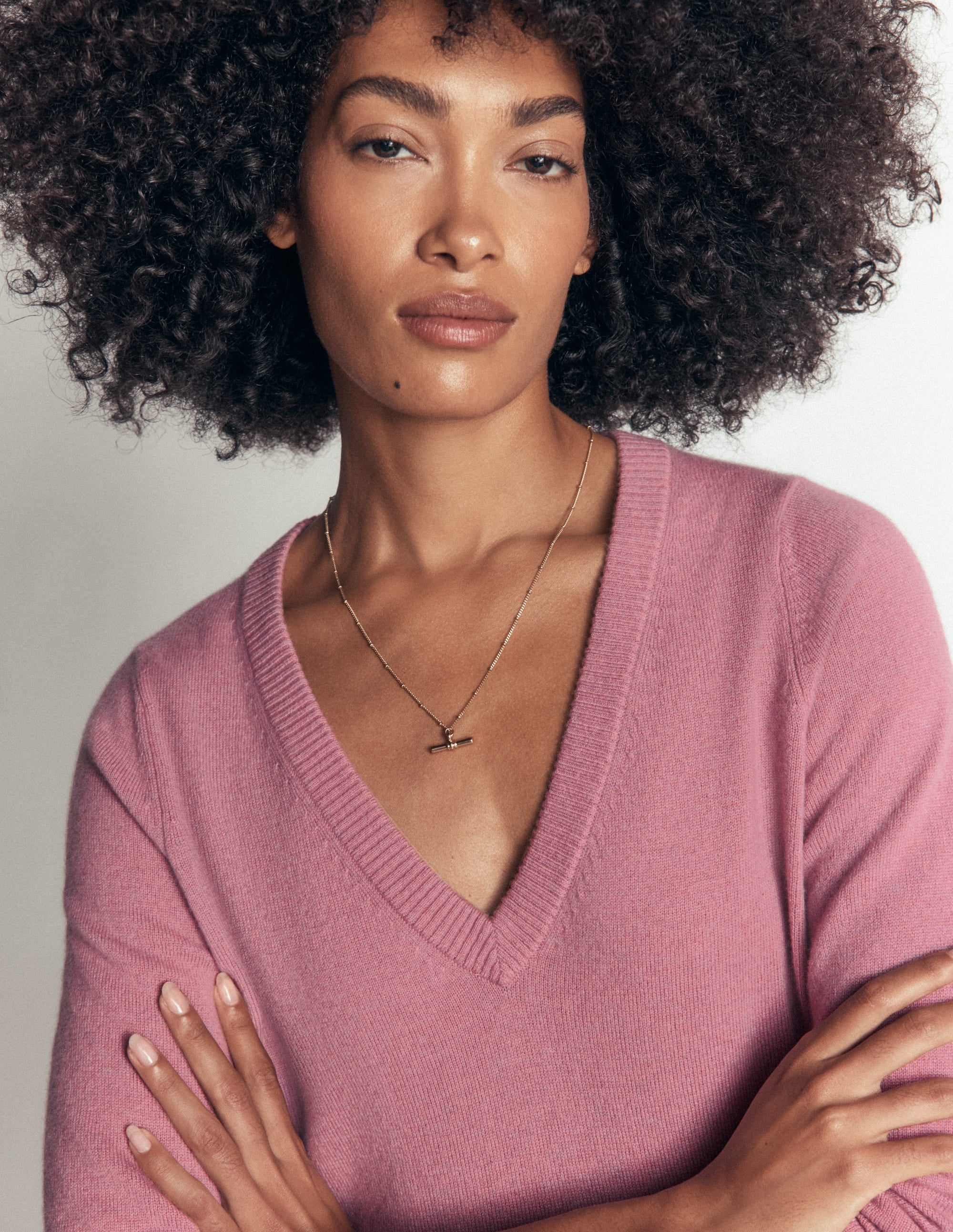 Elsie Kaschmirpullover mit V-Ausschnitt-Rosa Heide - Image 2