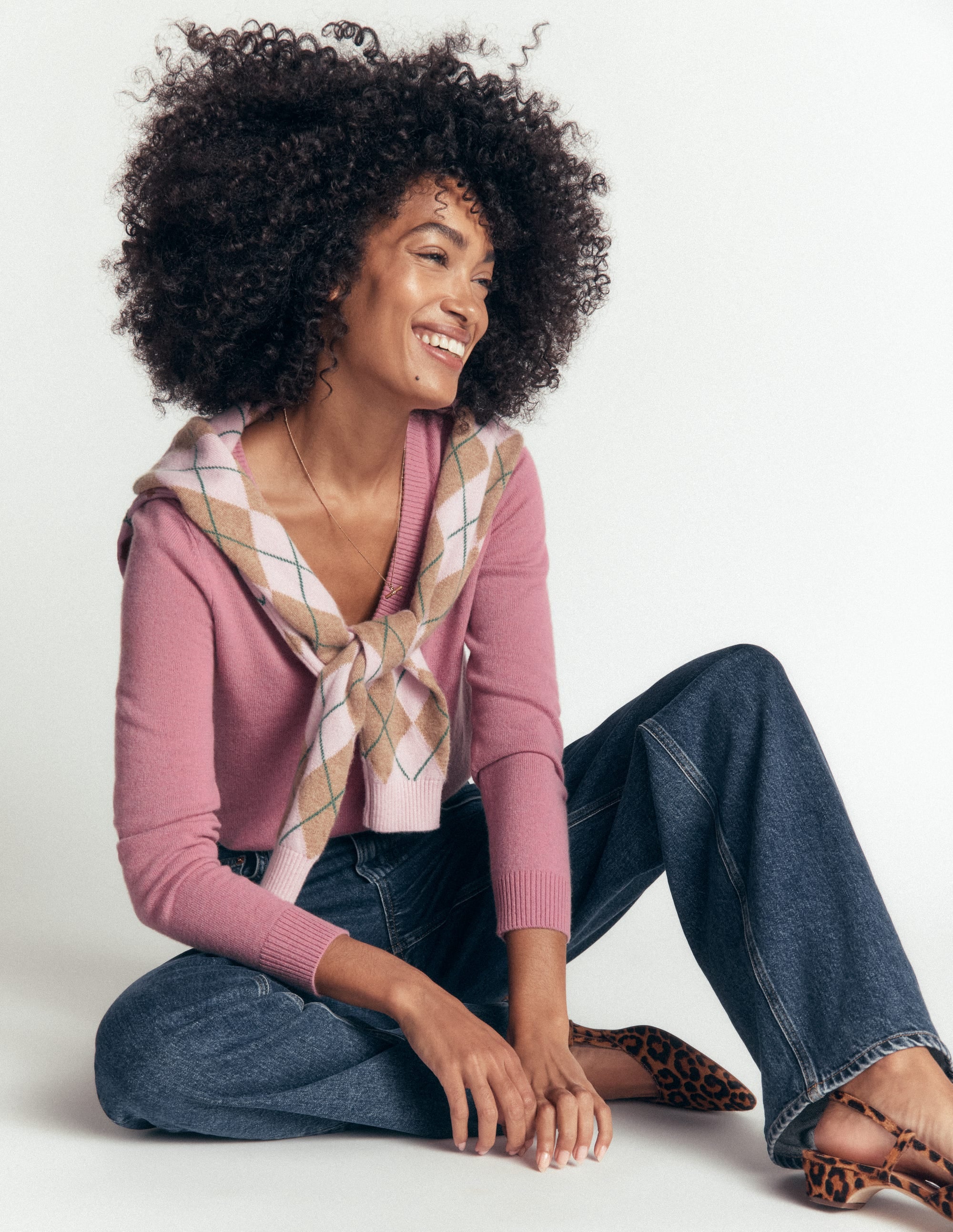 Elsie Kaschmirpullover mit V-Ausschnitt-Rosa Heide - Image 5