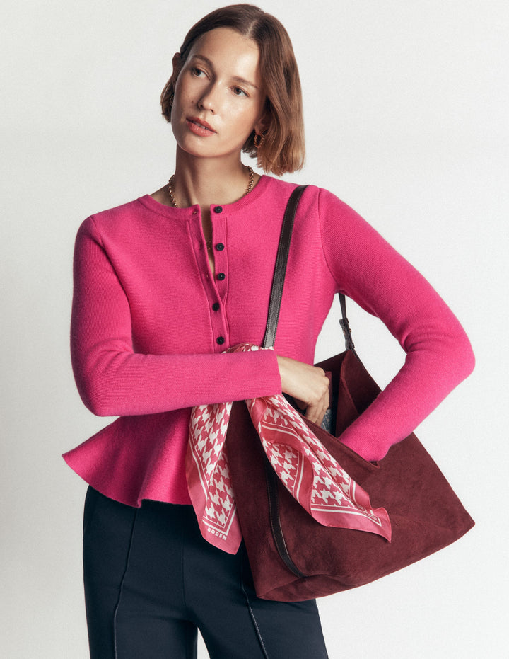 Taillierte Woll-Strickjacke mit Schößchen-ROSA
