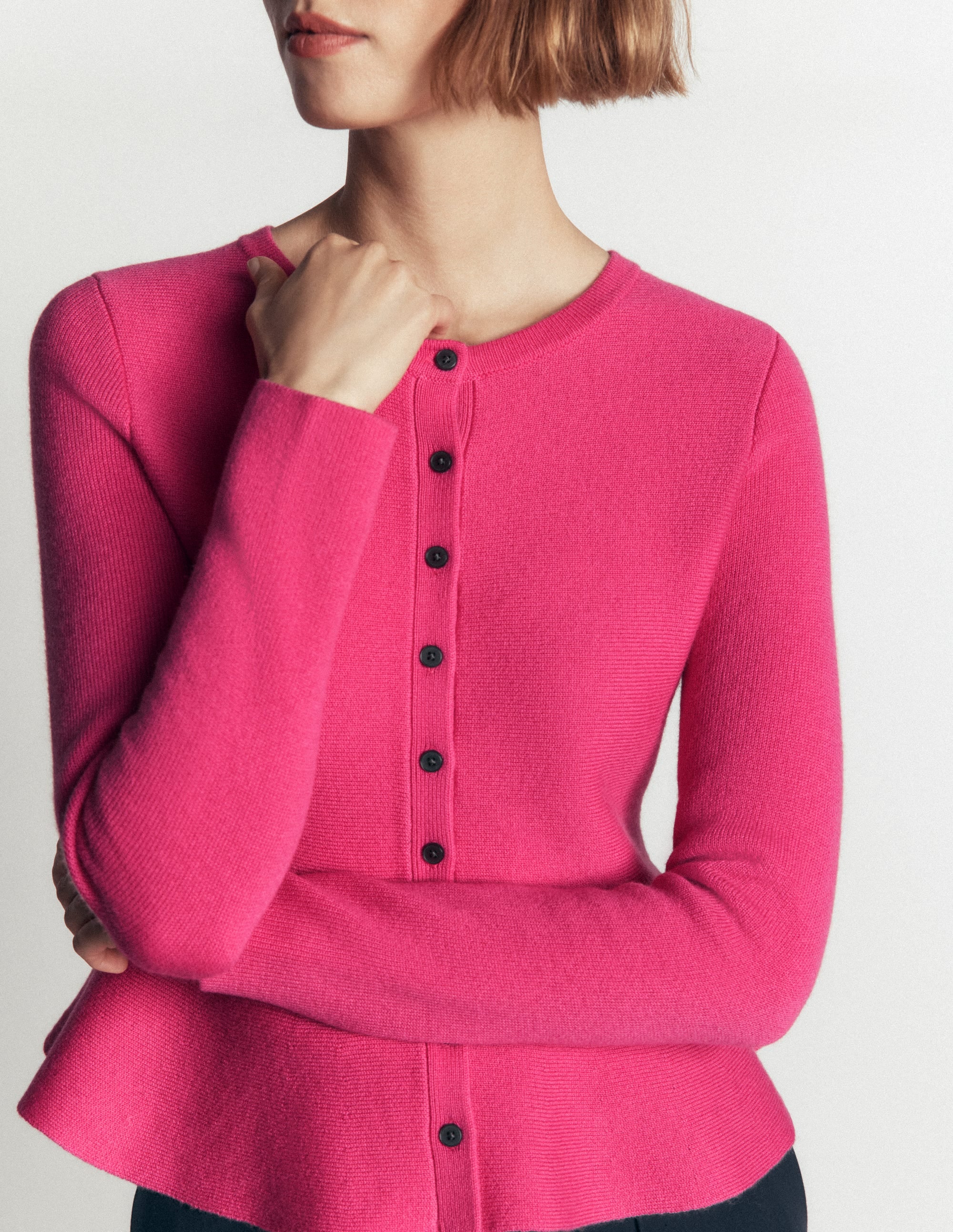Taillierte Woll-Strickjacke mit Schößchen-ROSA - Image 2