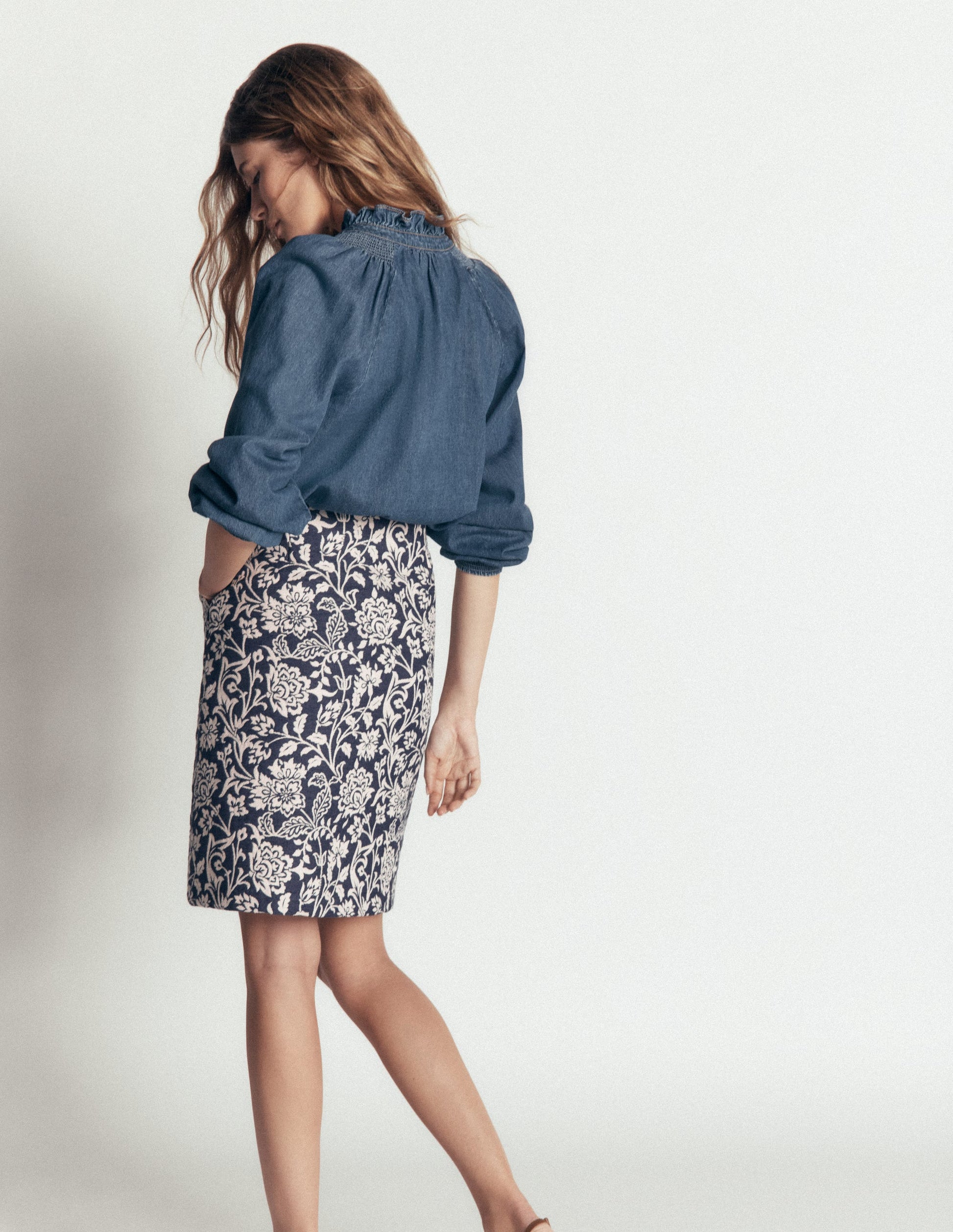 Jacquard-Rock in A-Linie-JACQUARD BLUMENMUSTER-5