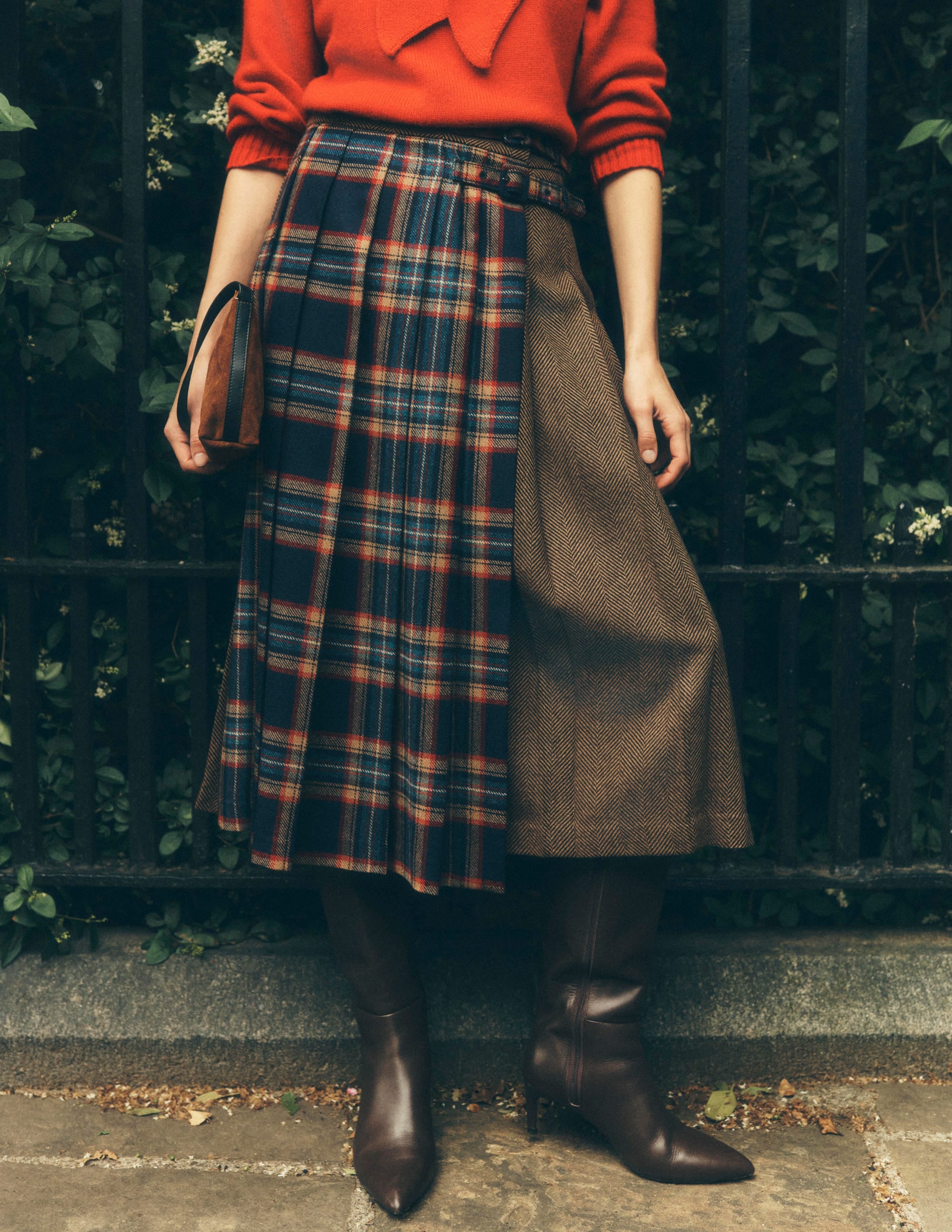 Plissierter Midi-Kilt-Marineblau und Camel Kariert - Image 6
