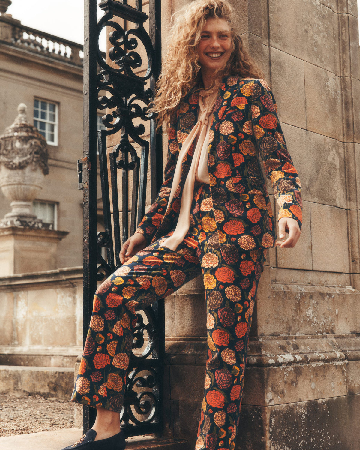 Canonbury Samthose-Blumenmuster - Image 1