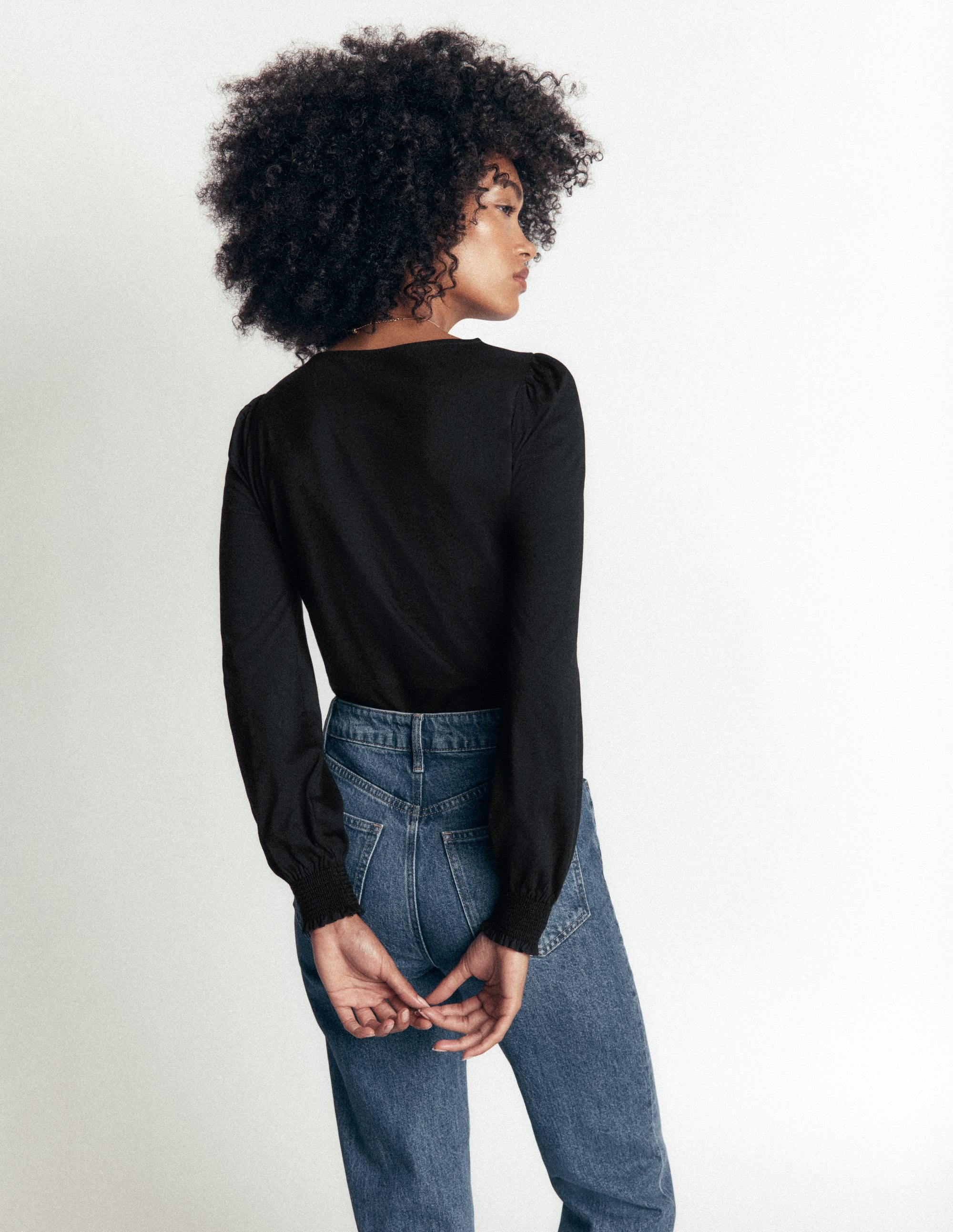 Smocked Cuff Supersoft Top-Black - Image 3