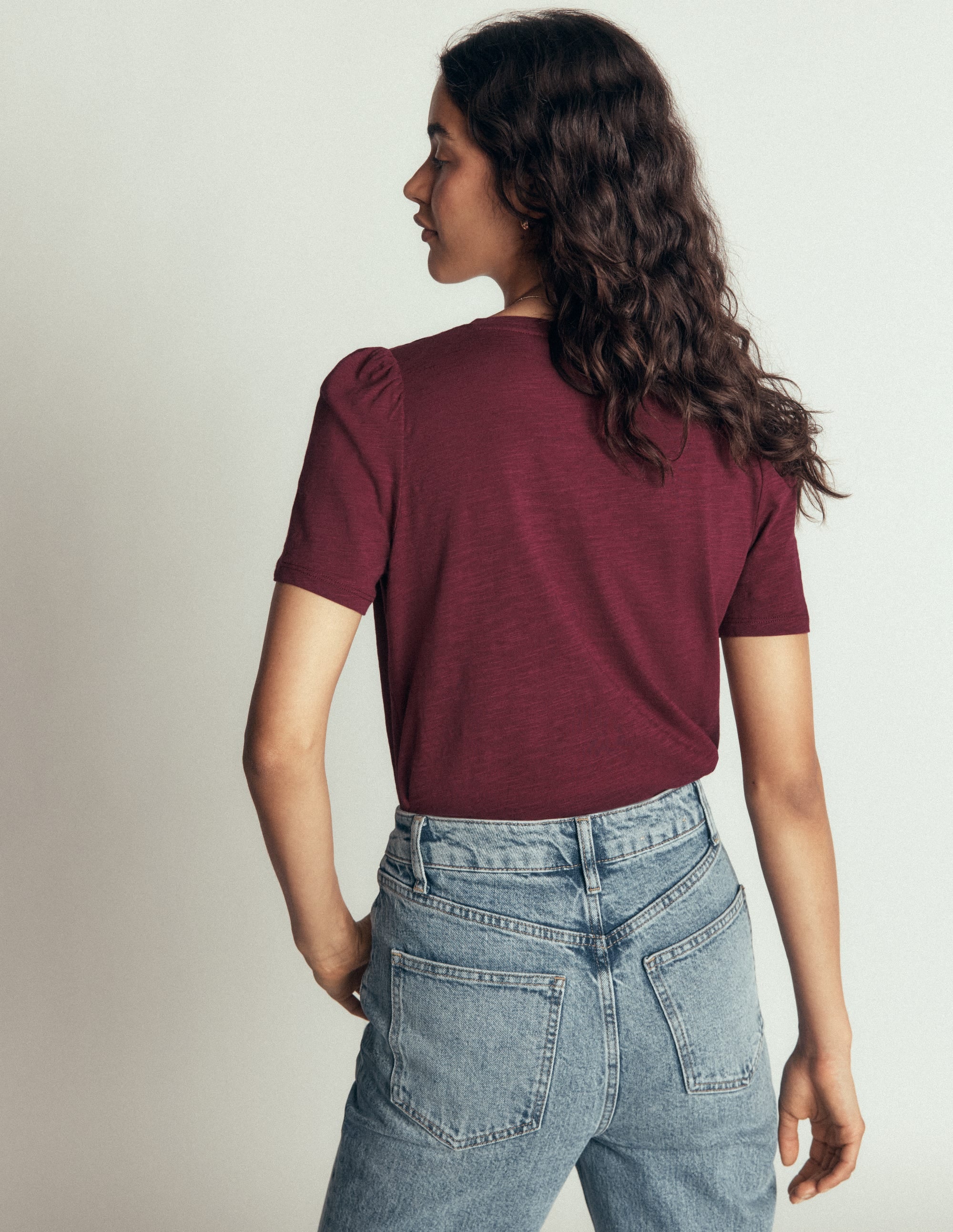 Sophie Flammgarn-T-Shirt mit V-Ausschnitt-Dunkelviolett - Image 3