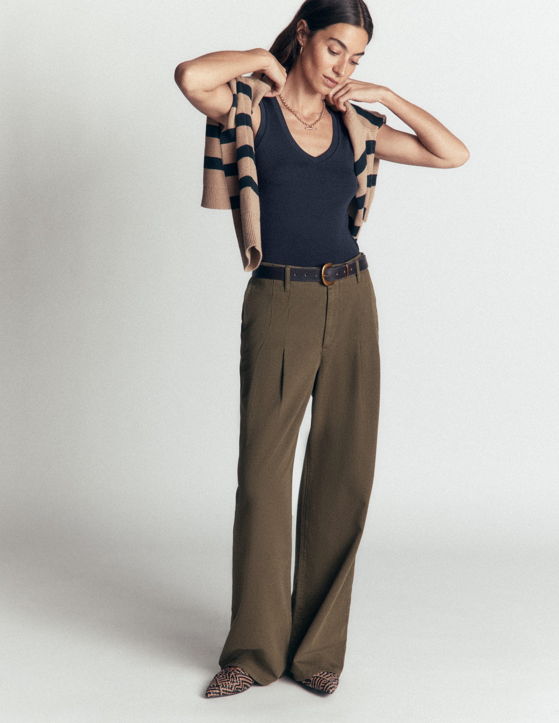 Basic-Top mit V-Ausschnitt-Marineblau-4