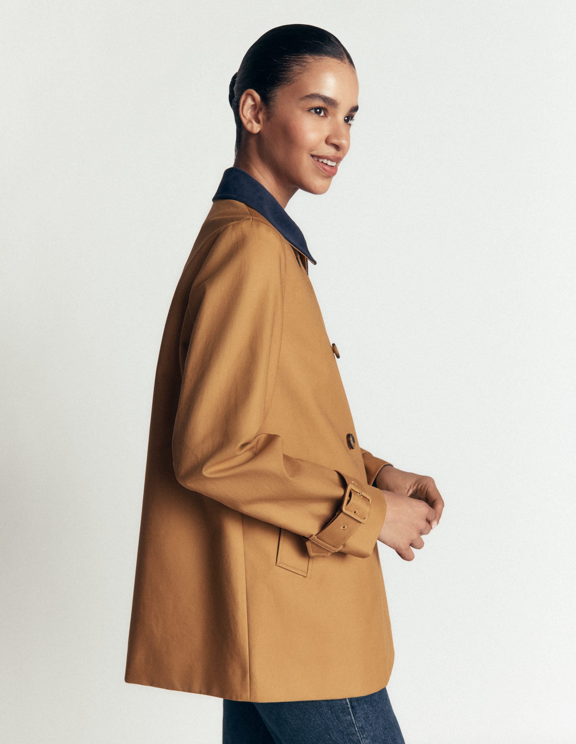 Ausgestellter, kurzer Trenchcoat-Kamelbraun - Image 5