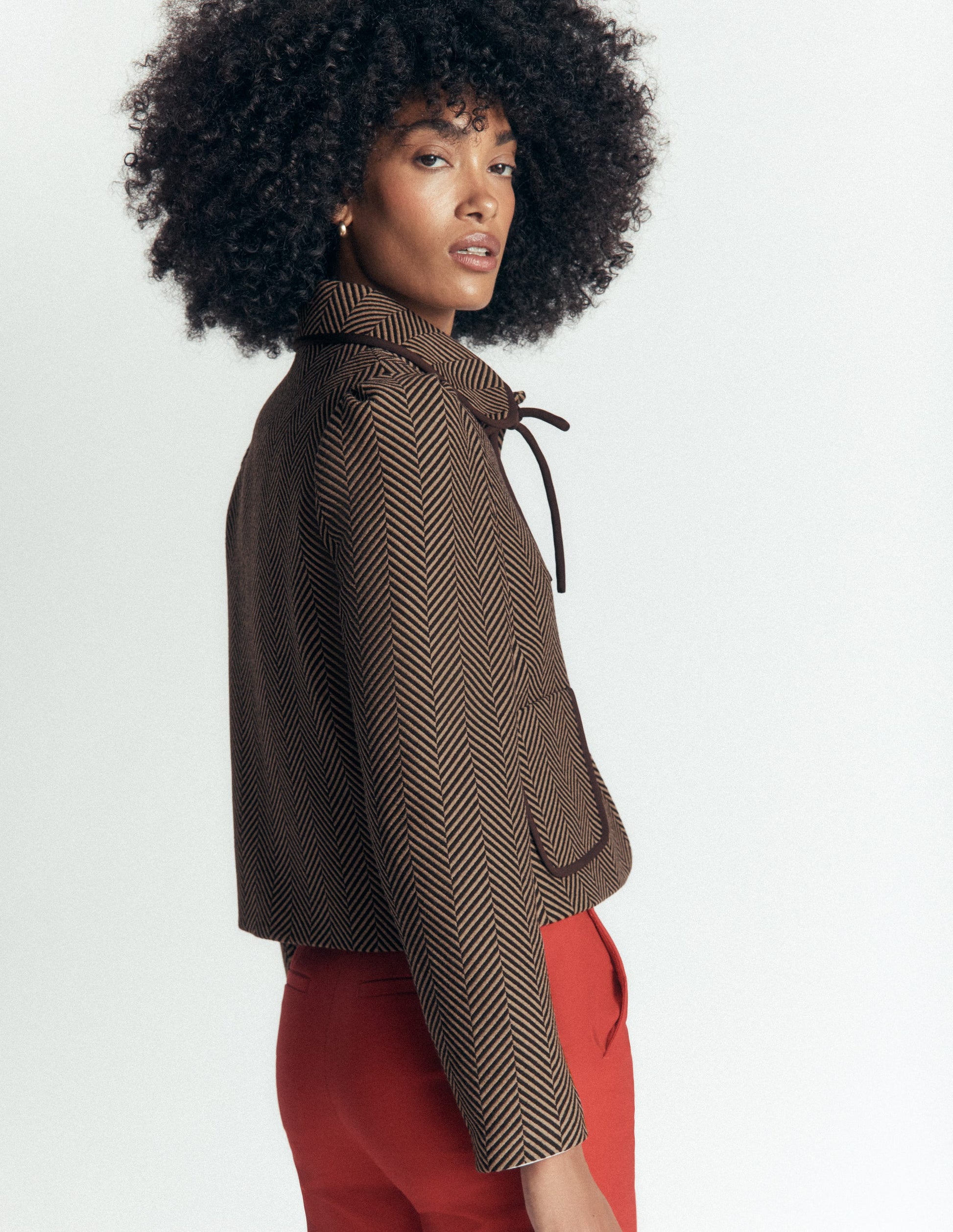 Branscombe Wolljacke mit Schleife-Braun, Fischgrätmuster-2