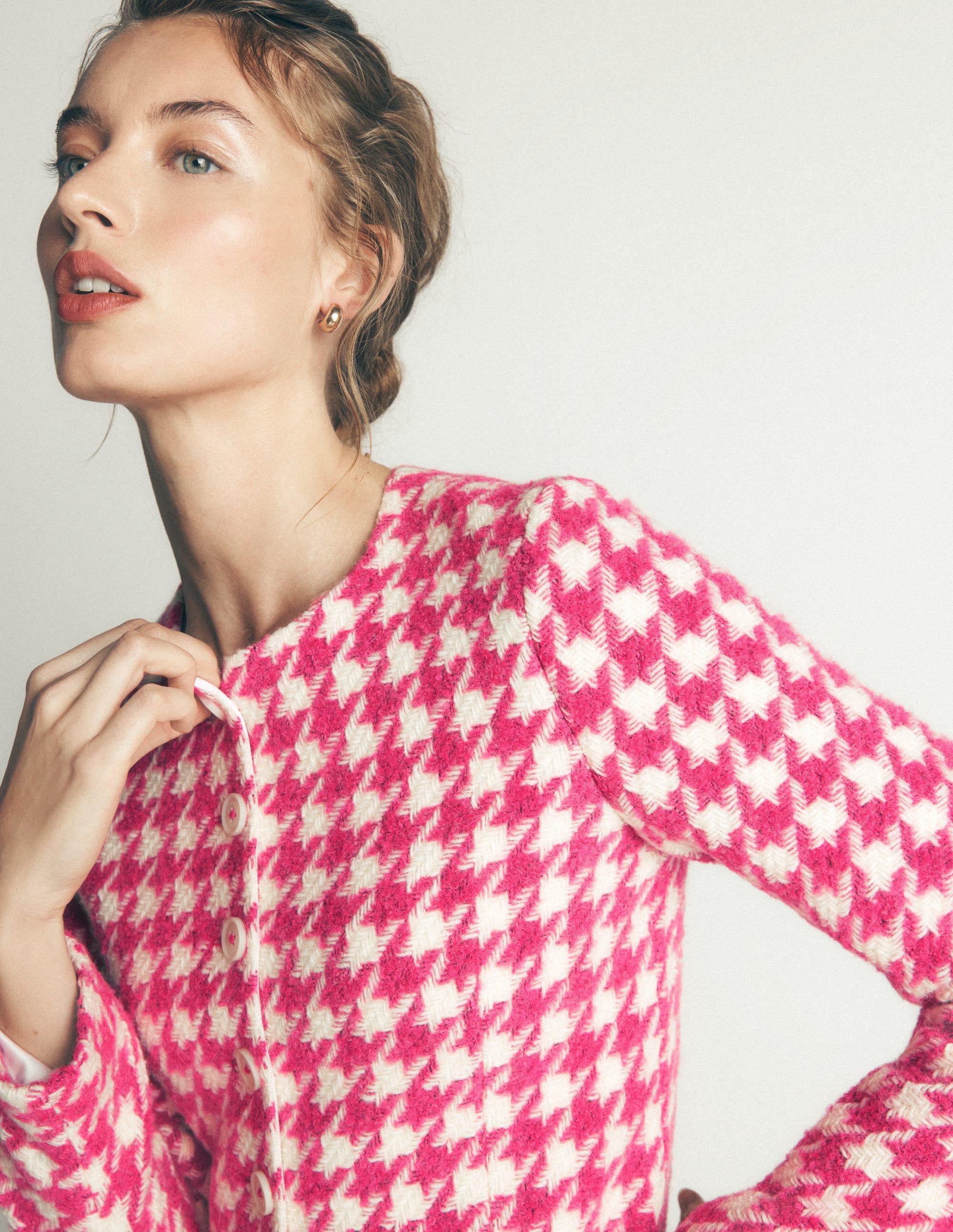 Kragenloser Blazer aus Wollmischgewebe-Rosa Hahnentrittmuster - Image 3