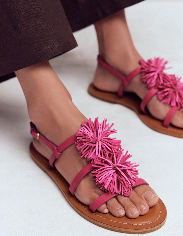 Flache Sandalen mit Bommeln-ROSA