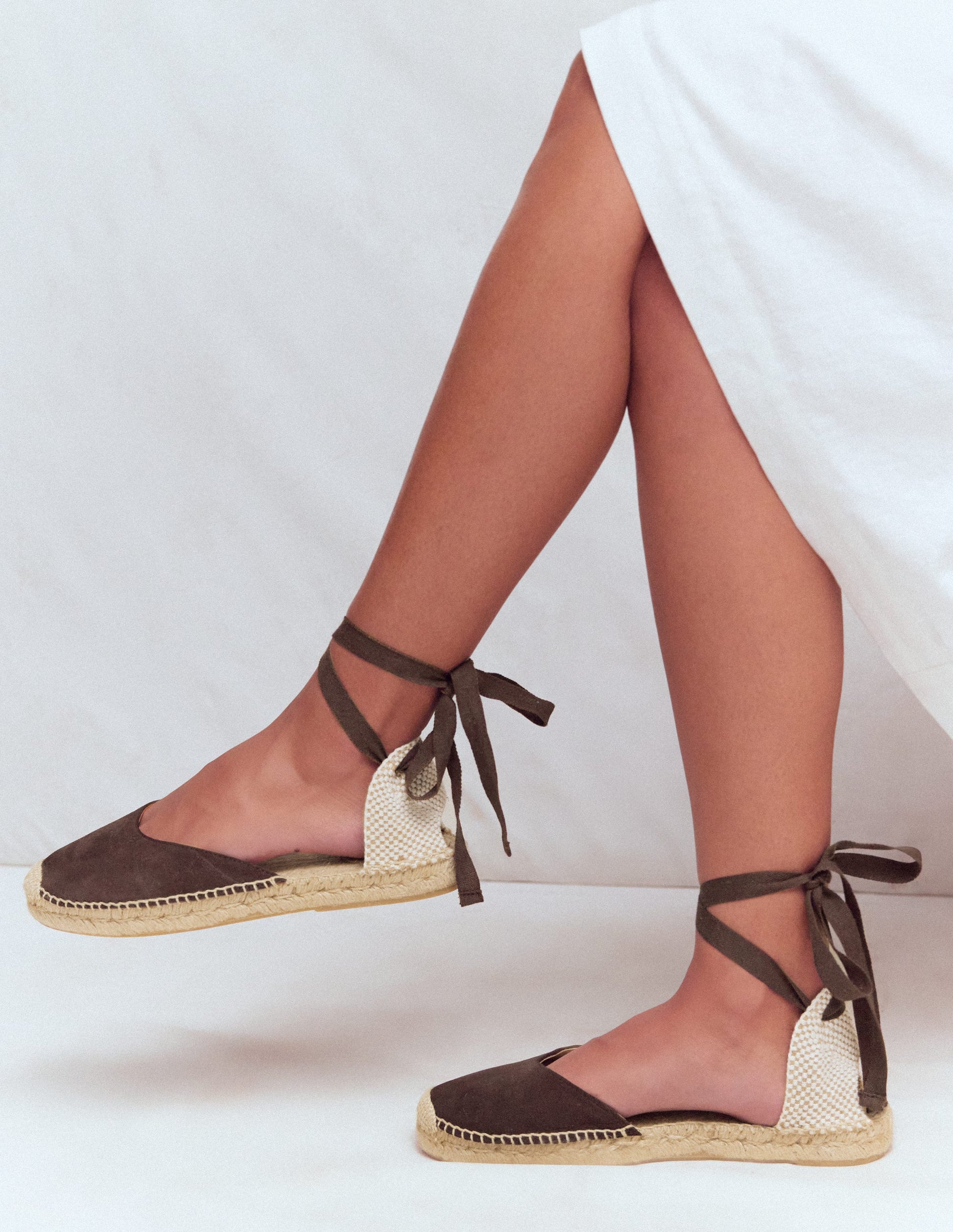 Cassie Flache Espadrilles-Bitterschokolade-2