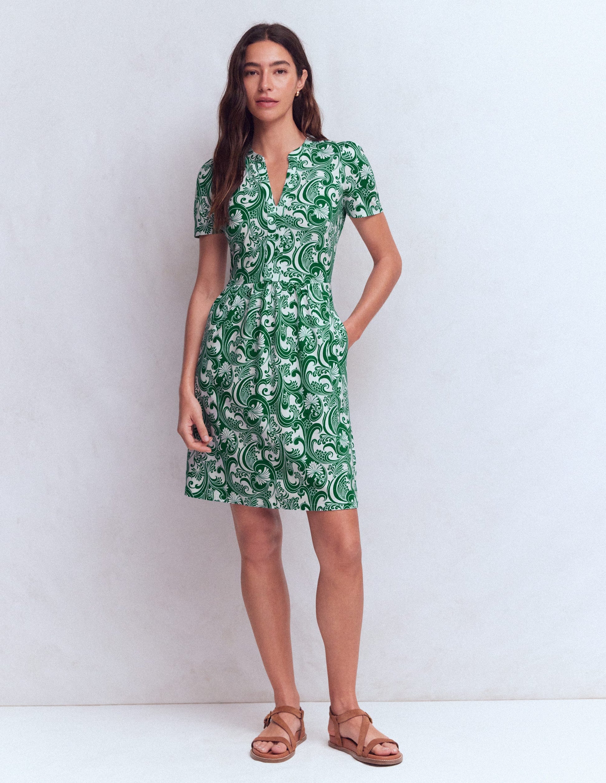 Robe Naomi à manches courtes-Vert joyau, motif Foliage Whirl-6