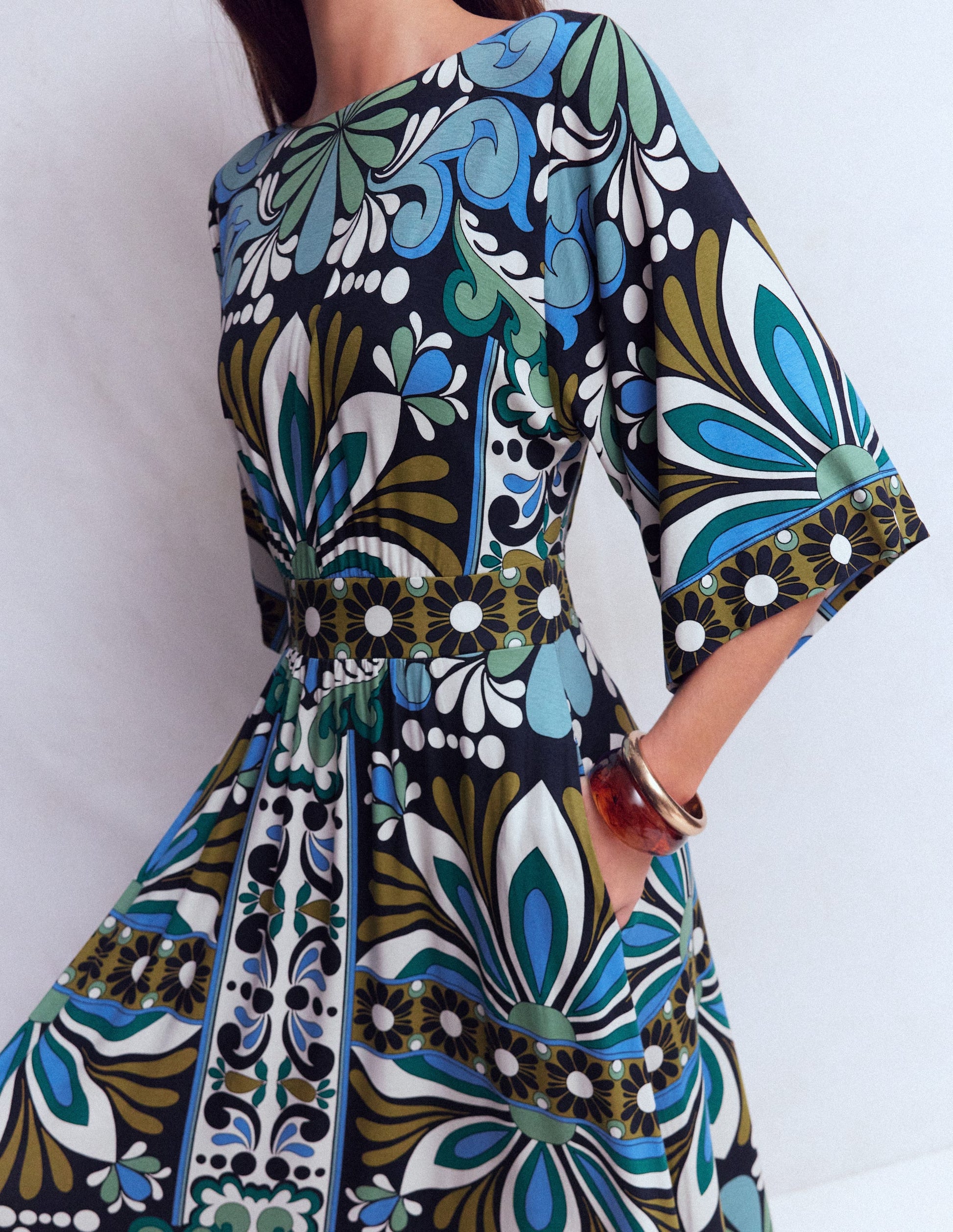 Imelda Jersey-Kimonokleid-Marineblau, Blütengobelin-3