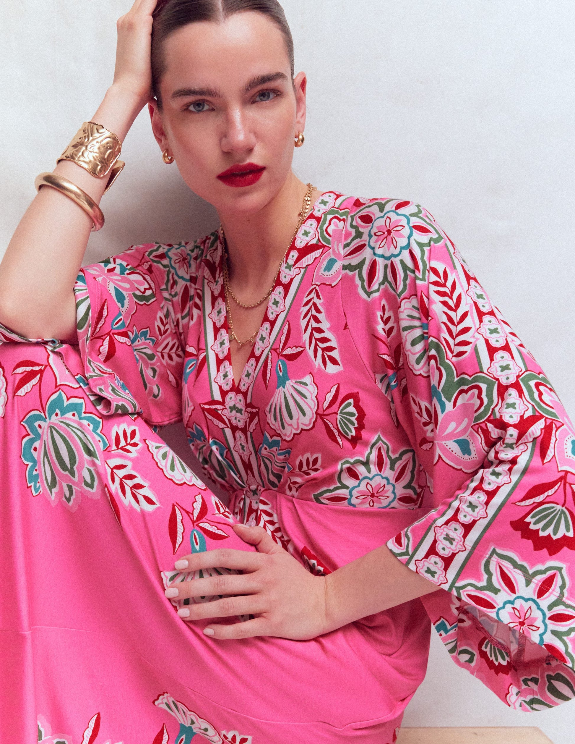 Nell Midi-Kimonokleid aus Jersey-Rosa, Blüten-Eleganz-3