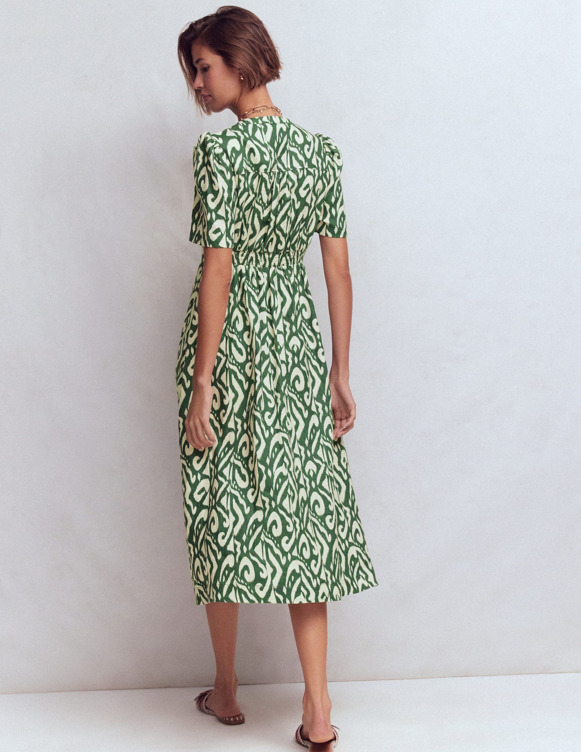 Ivy Midikleid aus Leinen-Jägergrün Ikat-Muster-3