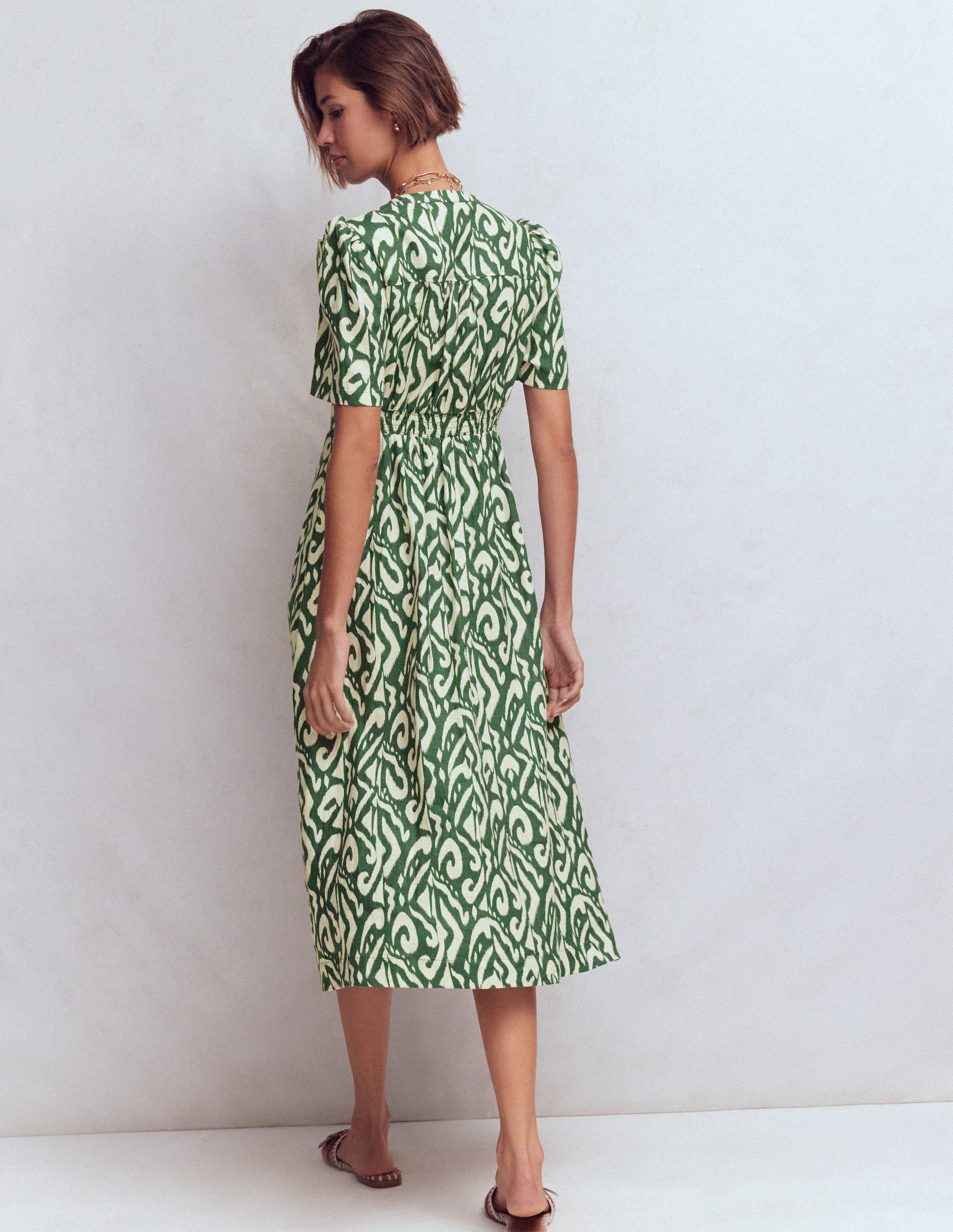 Ivy Leinen-Midikleid mit Knopfleiste-Jägergrün Ikat-Muster - Image 3