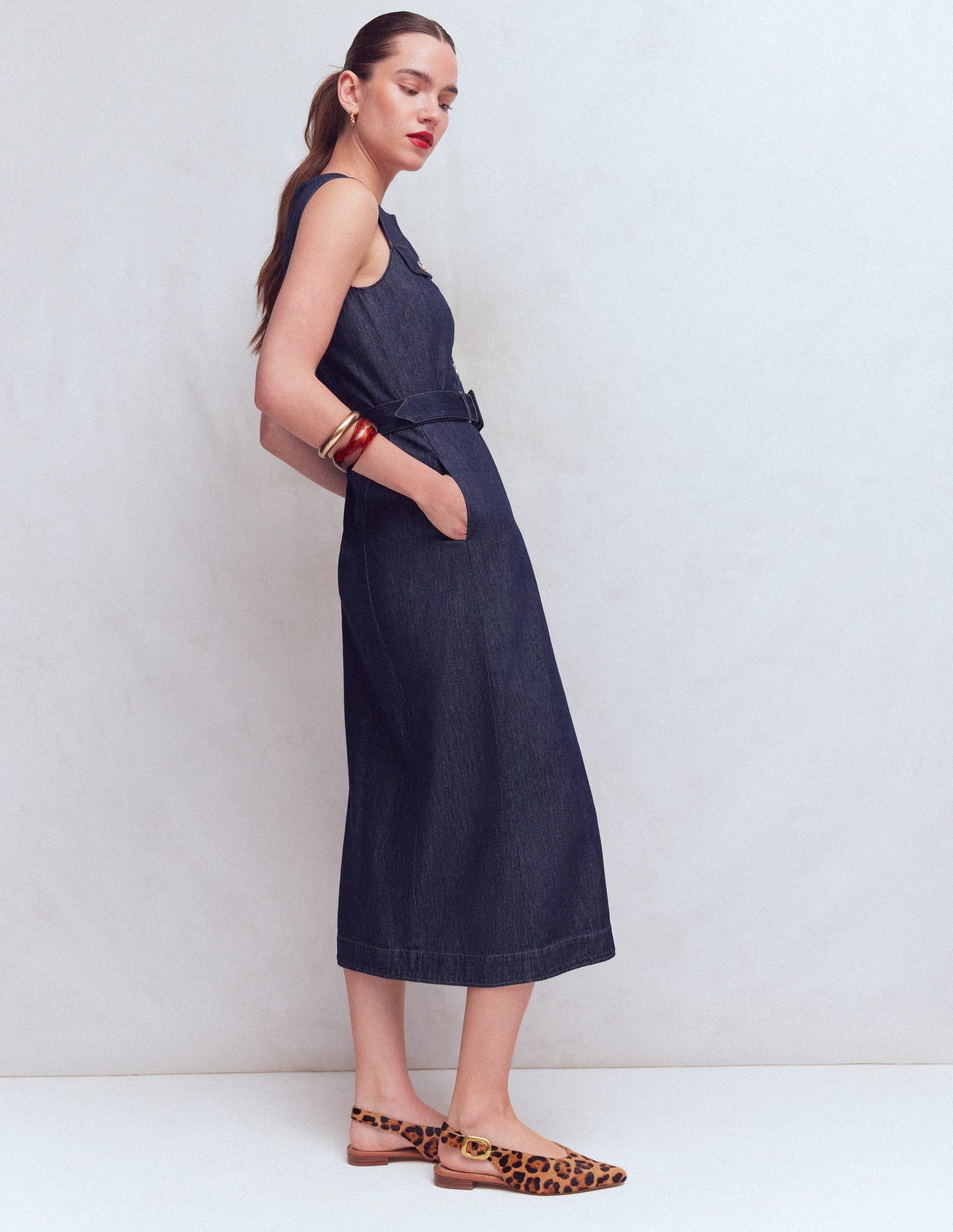 Denim-Midikleid mit Goldknöpfen-Indigo-5
