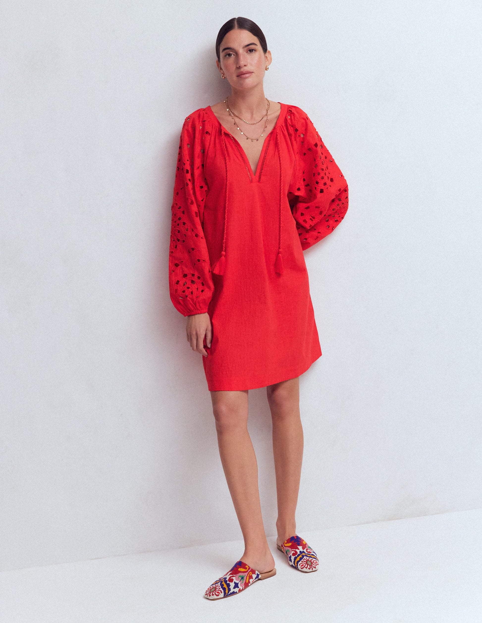 Kaftan mit bestickten Ärmeln-Rot Stickerei-6