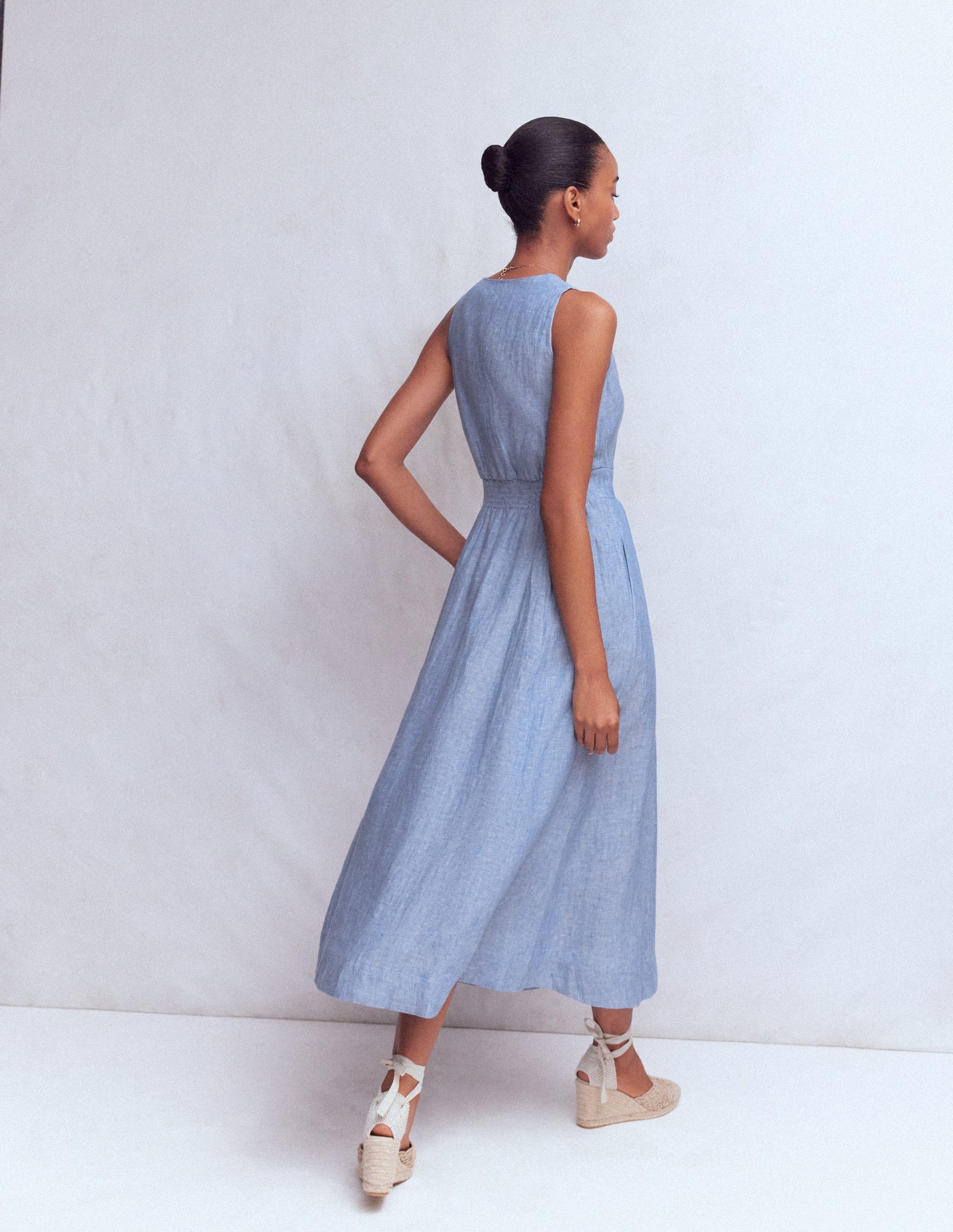 Catherine Leinenkleid mit Knöpfen-Blauer Faux-Uni-3