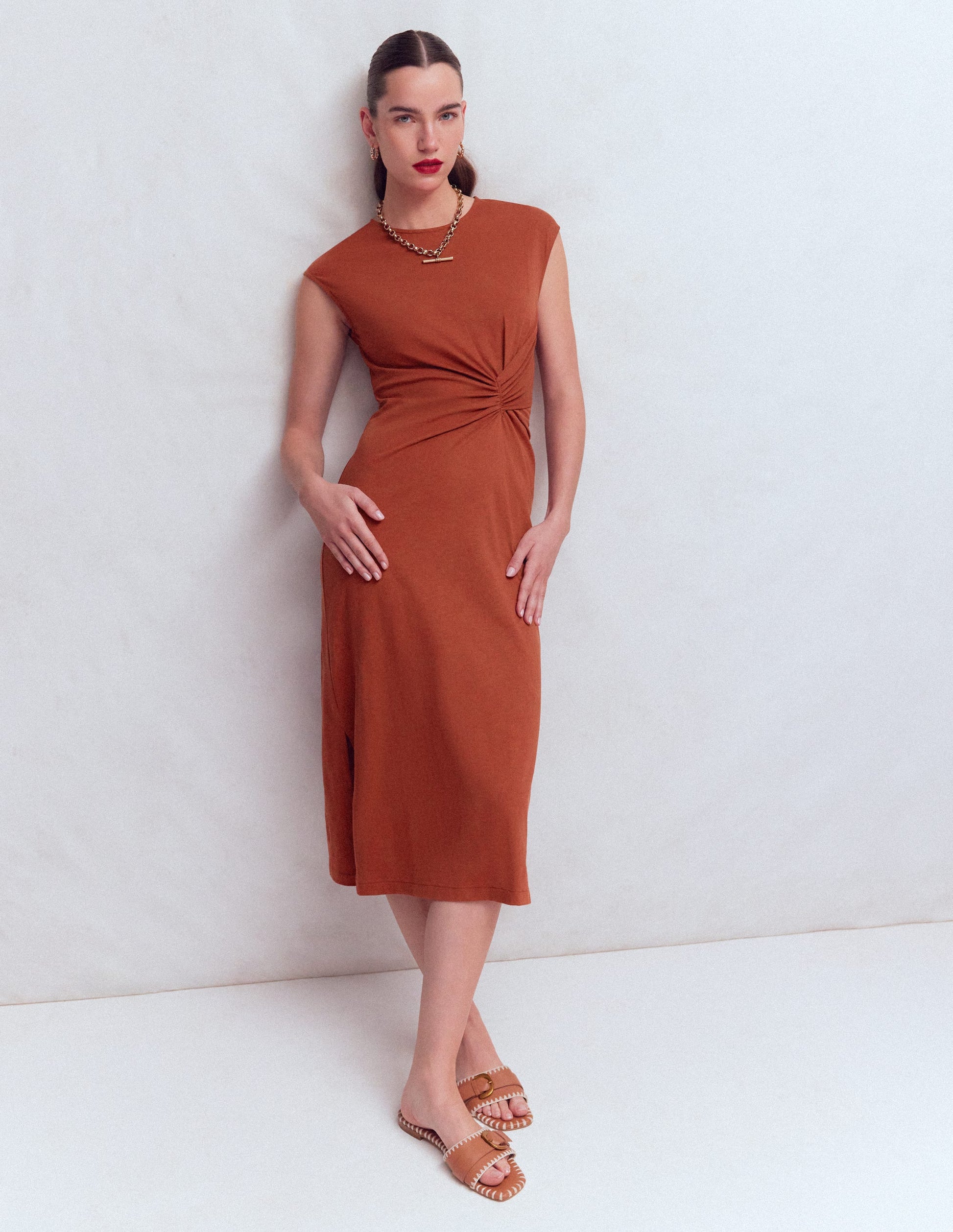 Delilah Midikleid mit Twistdetail-Braun-Orange-4