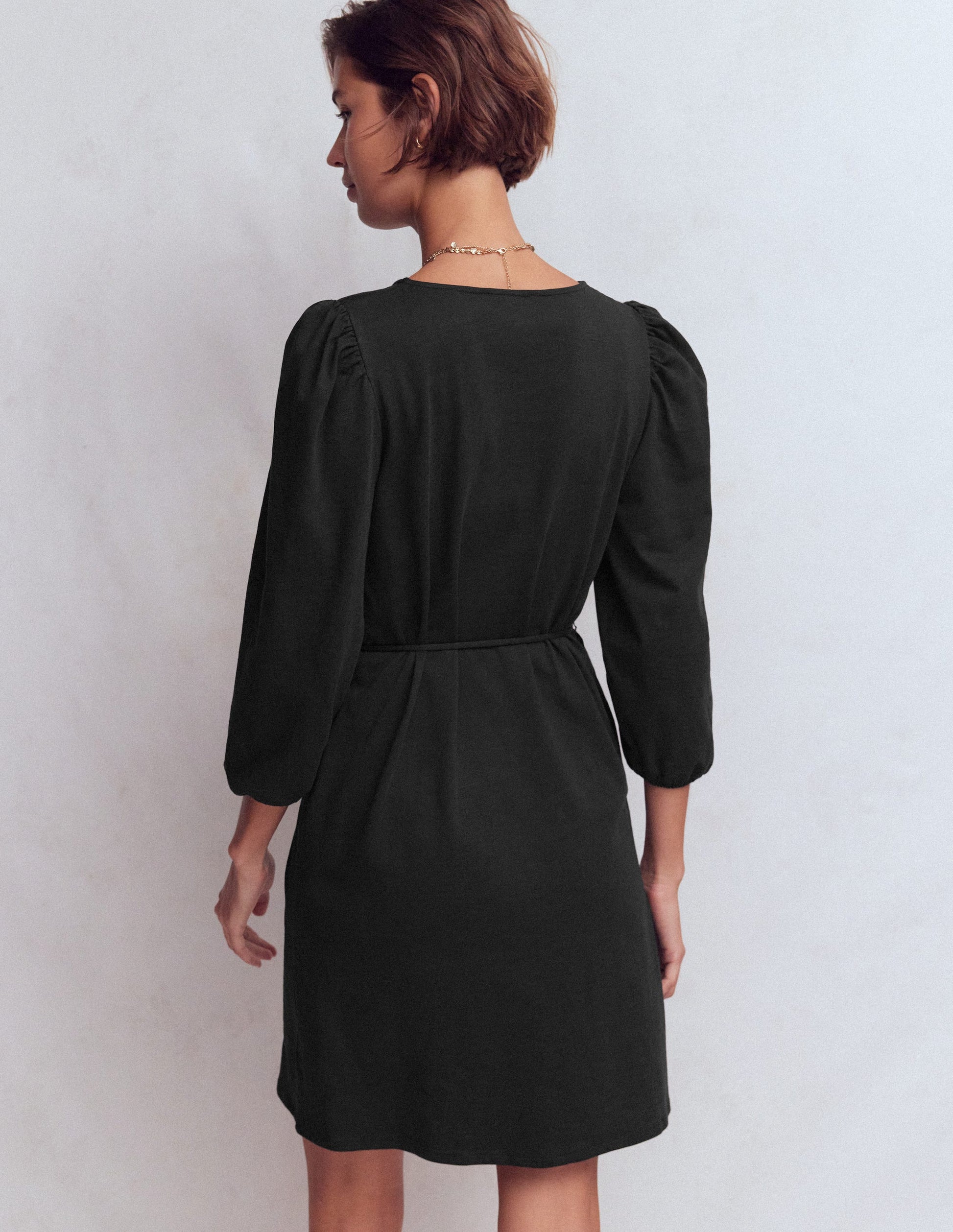 Cary Jerseykleid mit V-Ausschnitt-Schwarz-3