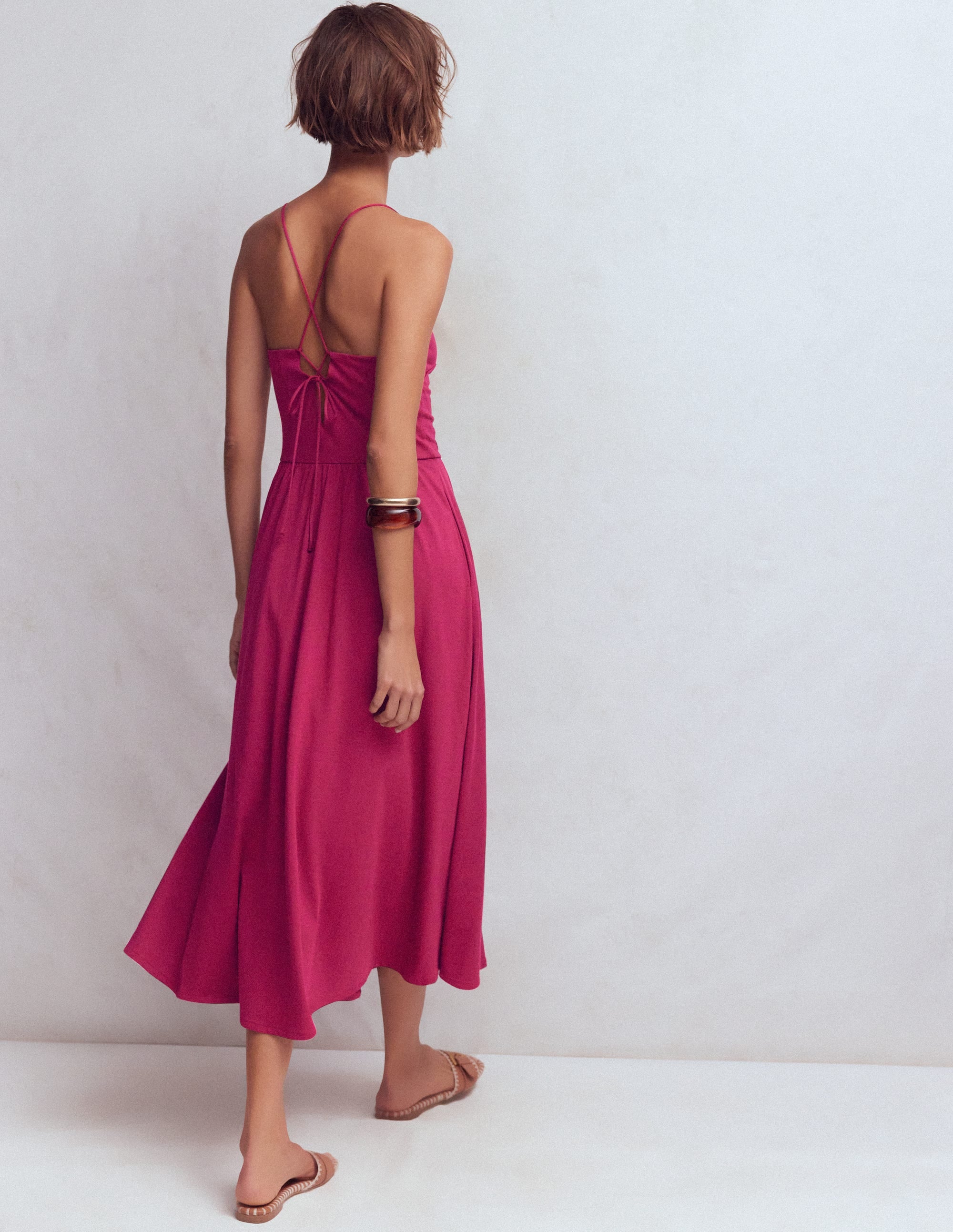 Jerseykleid mit gekreuzten Rückenträgern-Rübenrot - Image 3