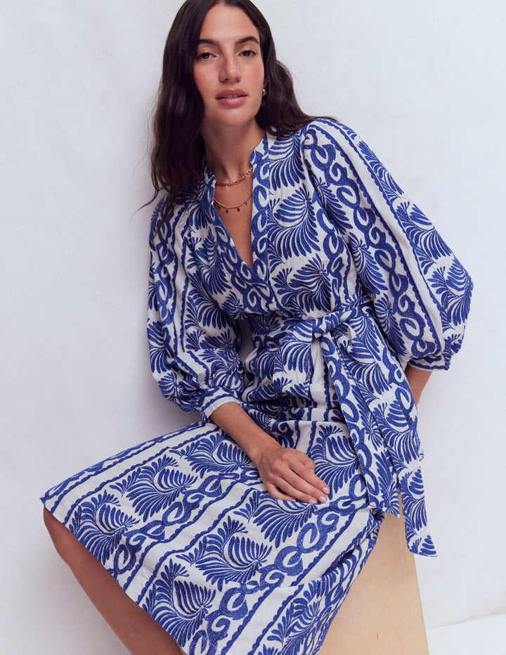 Octavia Baumwollkleid-Blau Naturweiß Stickerei