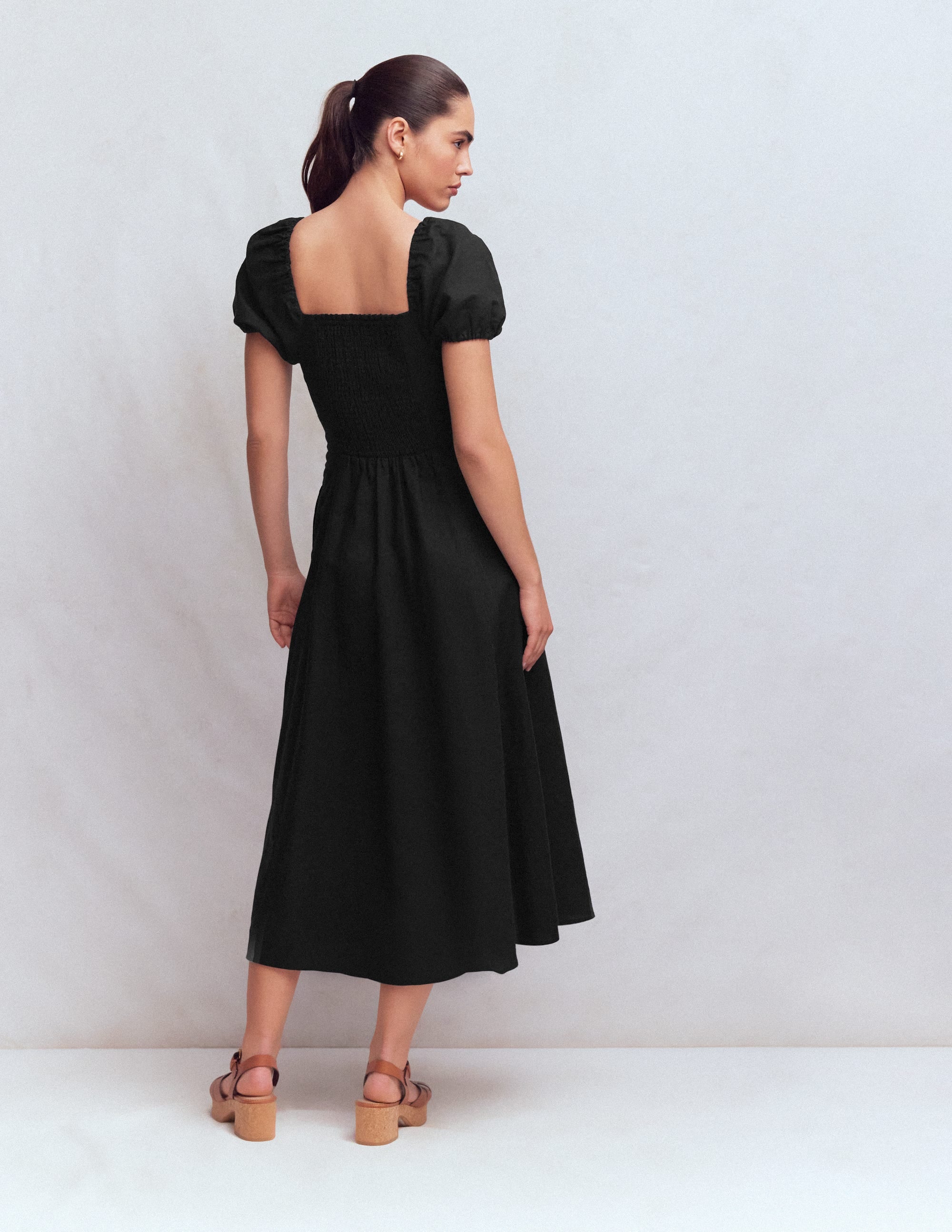 Kleid aus Leinenmischgewebe mit Twistdetail vorne-Schwarz - Image 3