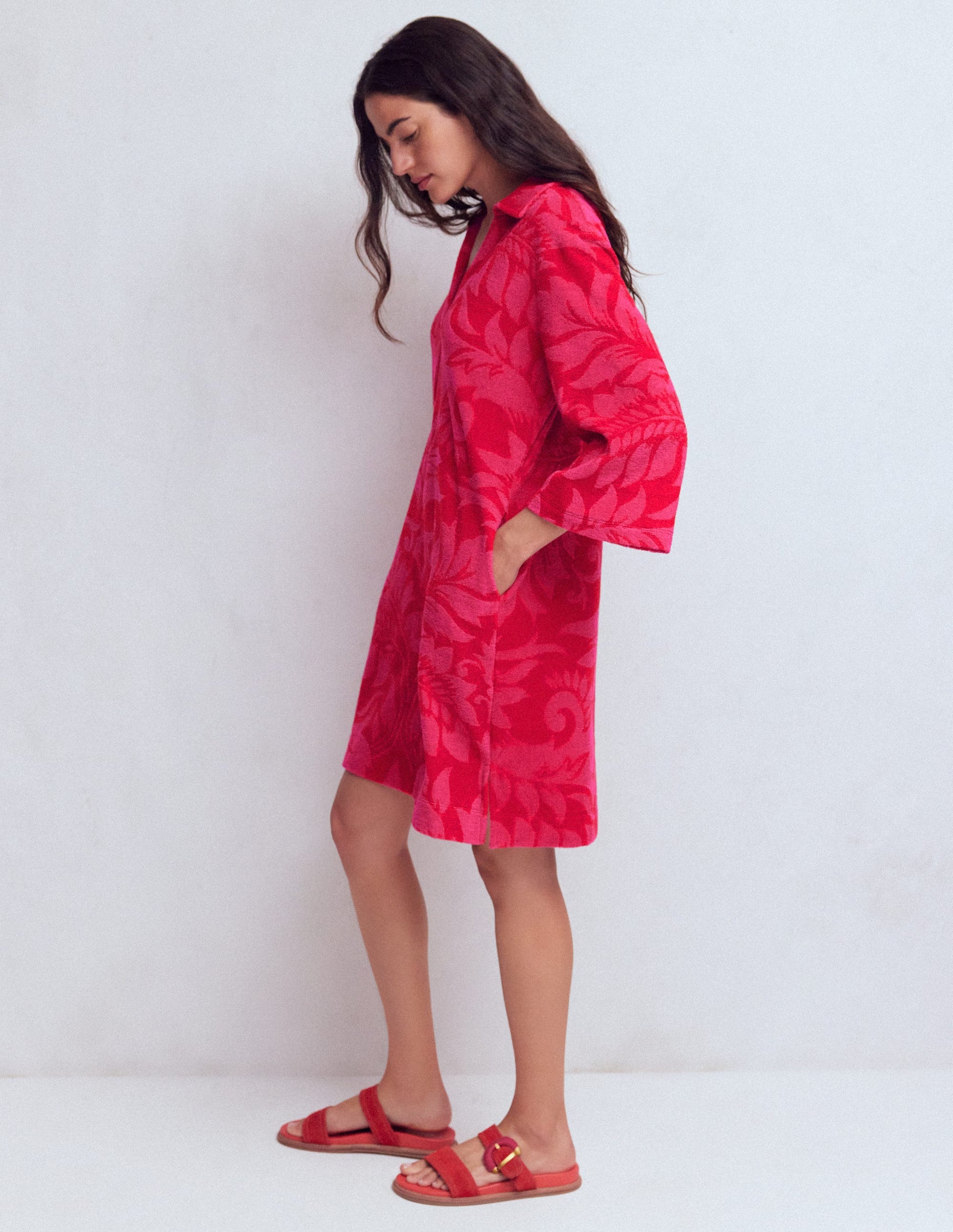 Kurzes Frotteekleid mit Kragen-Merida-Rot, Blütenpracht-5