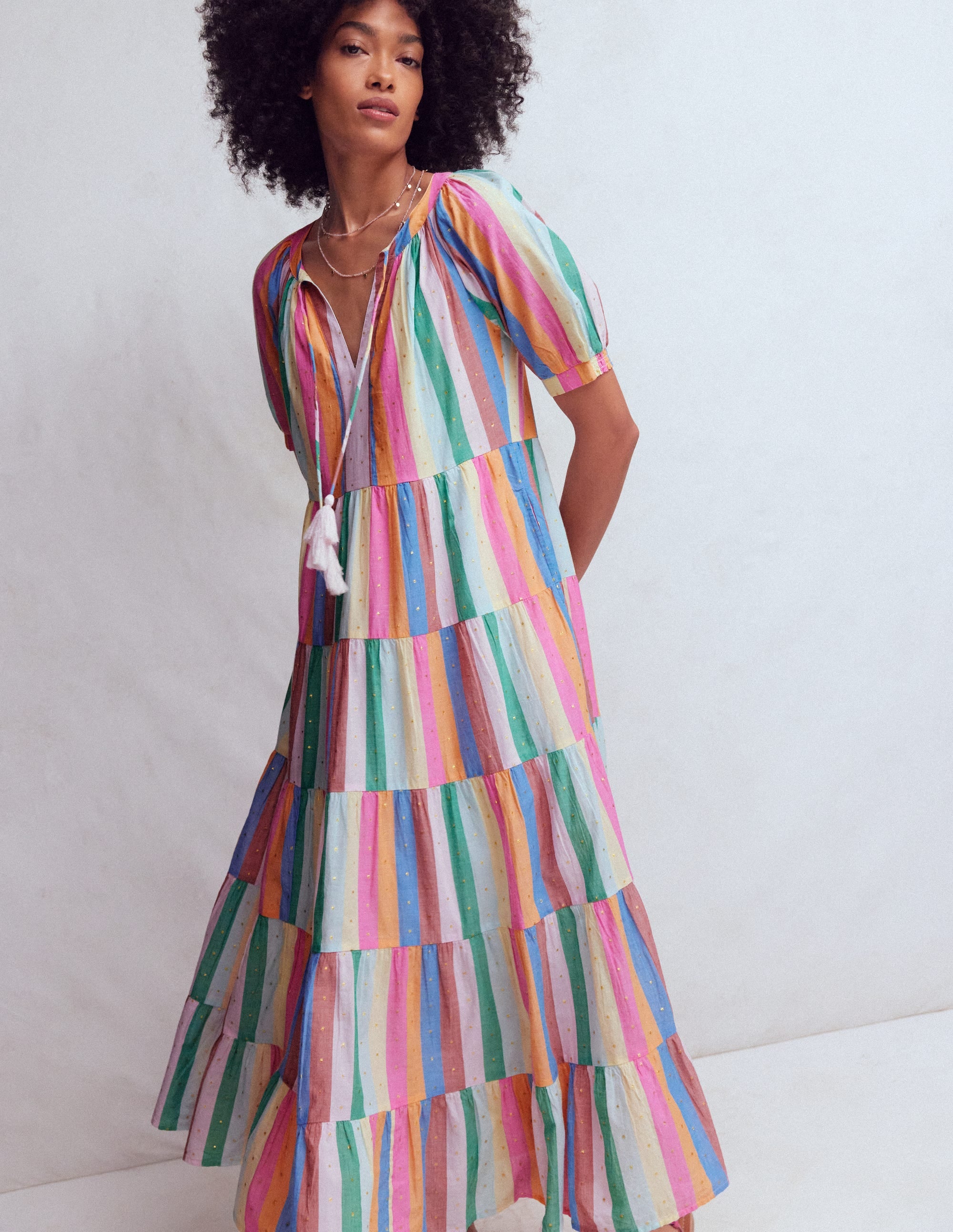 Buntes Maxikleid mit Stufen-Bunt Streifen - Image 1