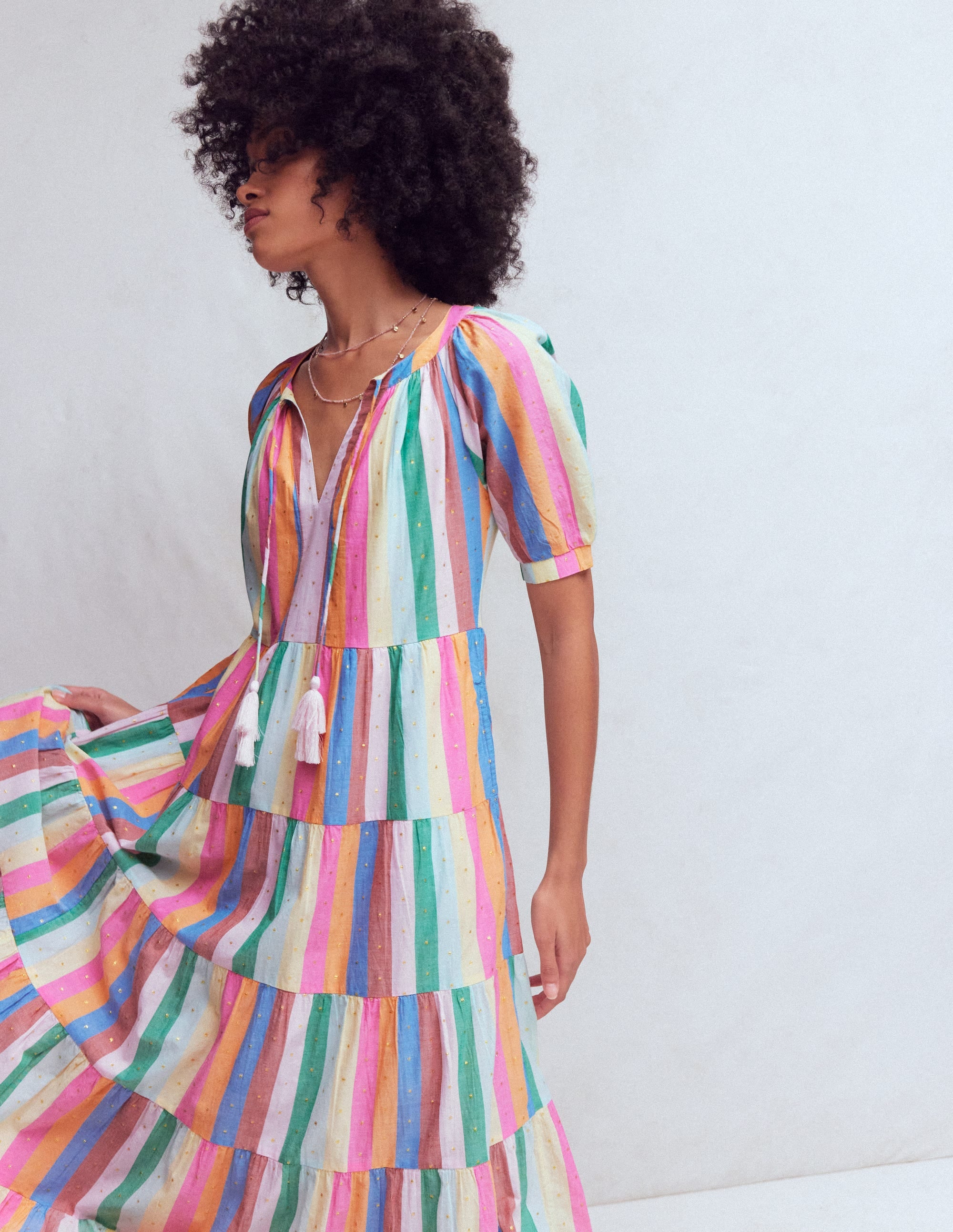 Buntes Maxikleid mit Stufen-Bunt Streifen - Image 5