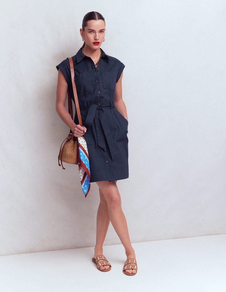 Kurzes Hemdblusenkleid mit Gürtel-Marineblau