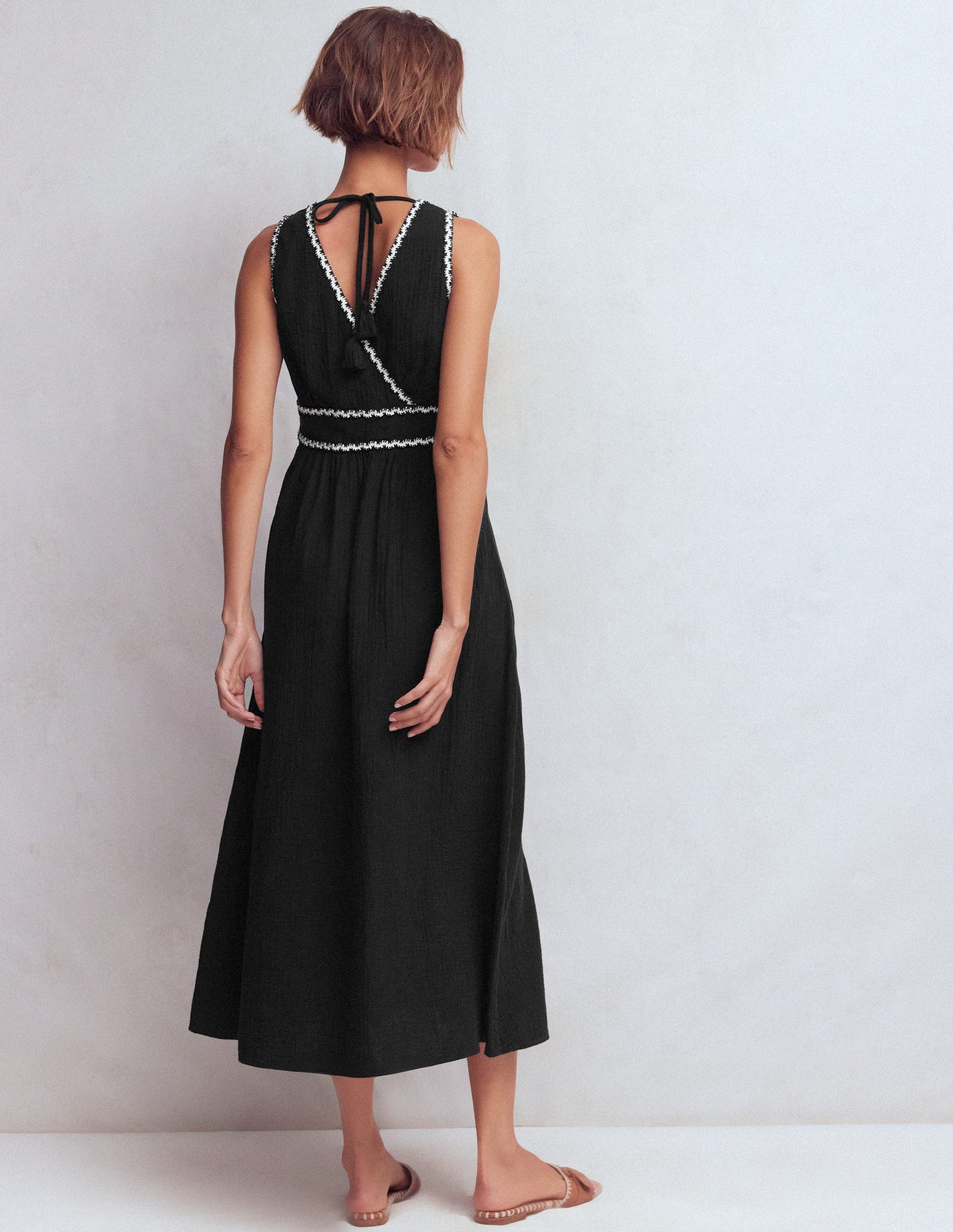 Lorna Doppeltuch-Kleid mit Besatz-Schwarz Naturweiß-3