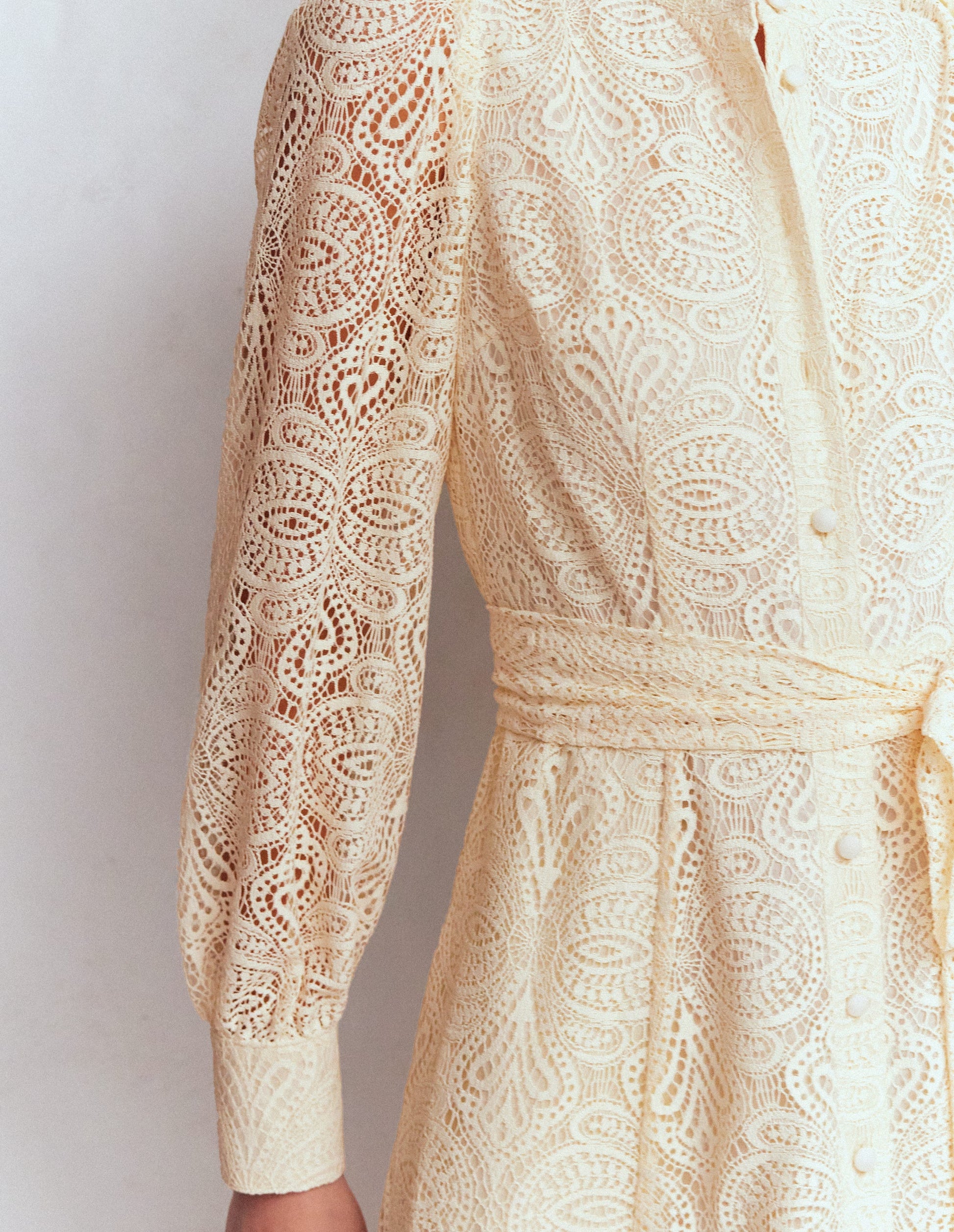 Robe à manches blousantes en dentelle-Dentelle ivoire-5