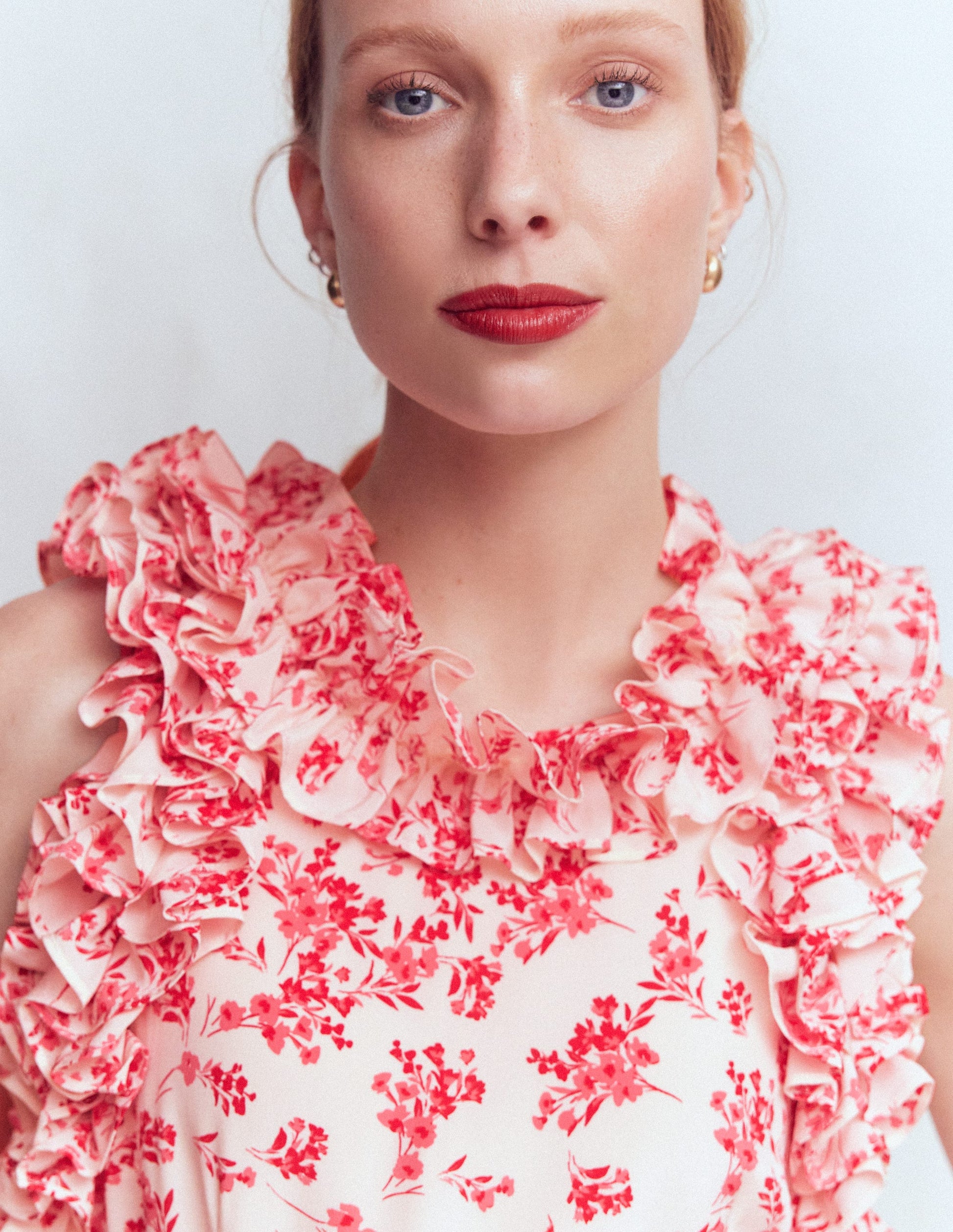 Midi-Seidenkleid mit Rüschen-Rosa Blütenpracht Monochrom-3