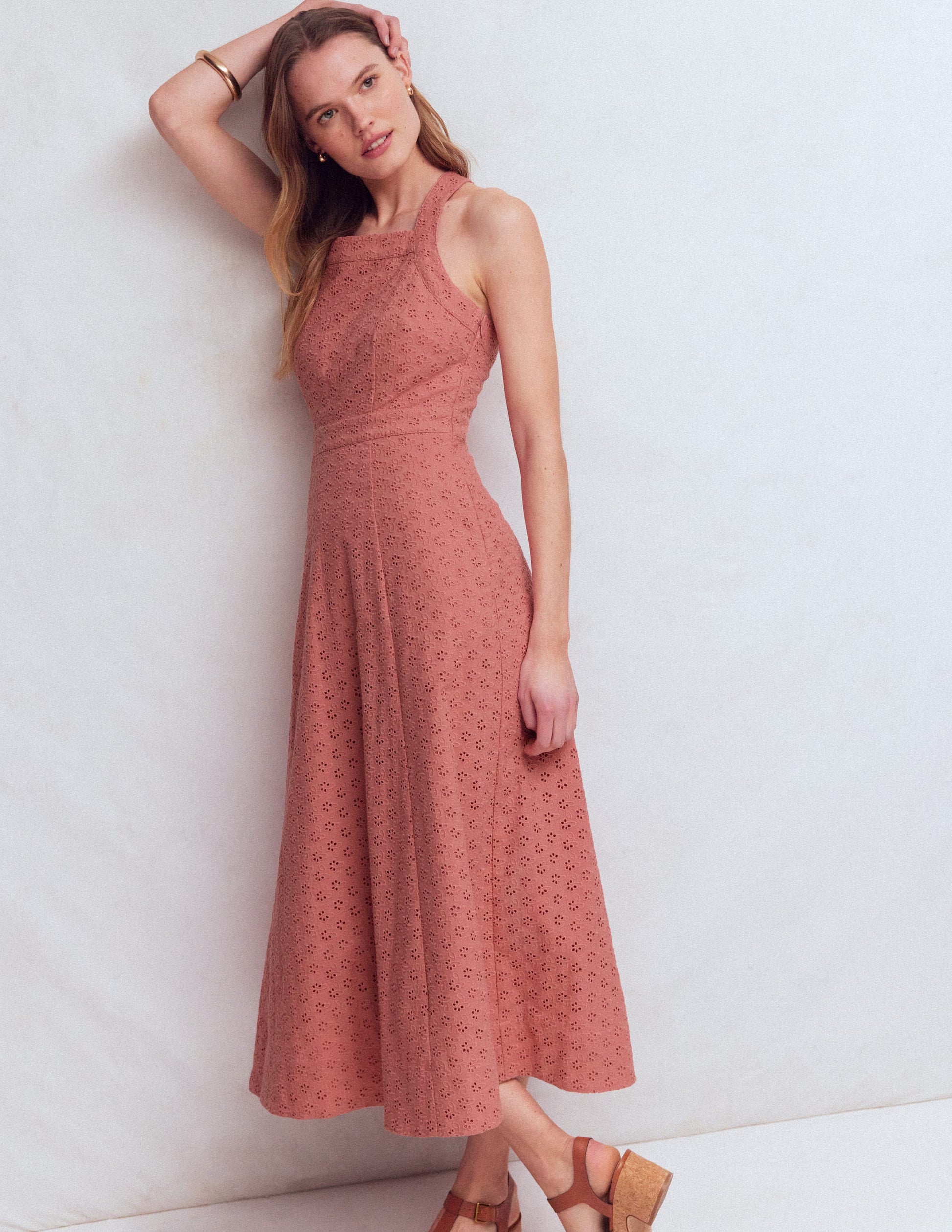 Midikleid mit gekreuzten Rückenträgern und Lochstickerei-Vintage-Rosa Lochstickerei-4
