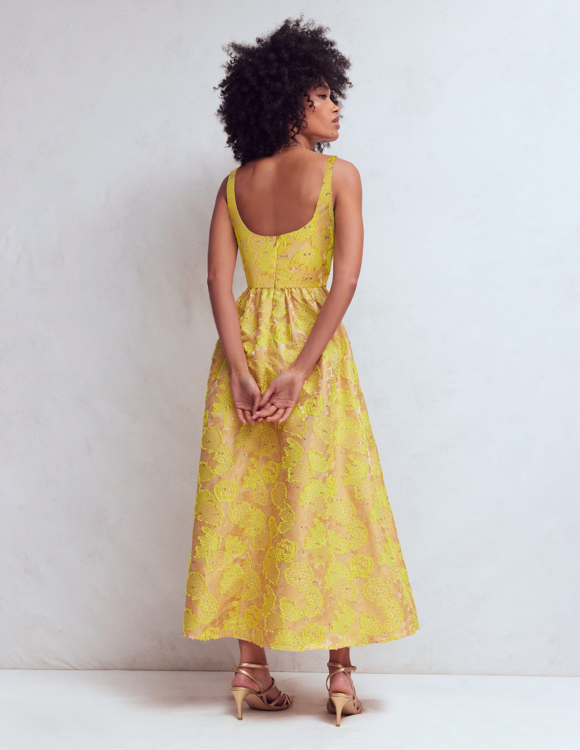 Jacquardkleid mit tiefem Rundhalsausschnitt-Gelb Jacquard-5
