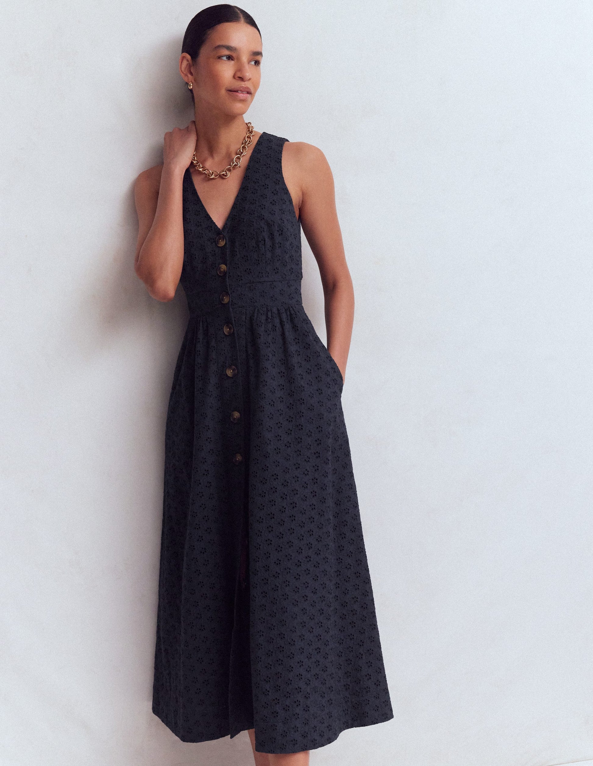 Catherine Broderie Dress-Navy Broderie-4
