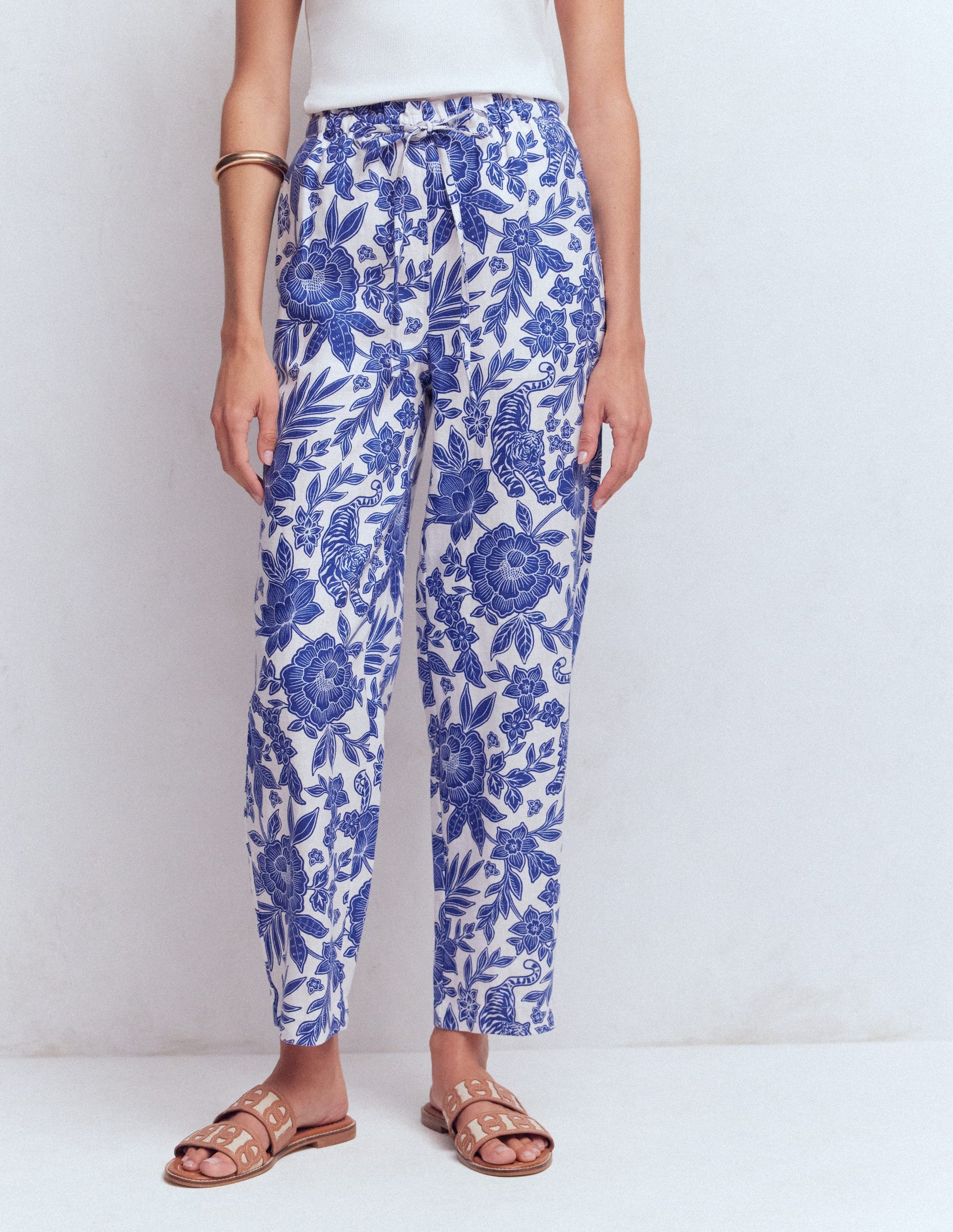 Islington Verkürzte Leinenhose-Mazarinblau, Tigerparadies-5