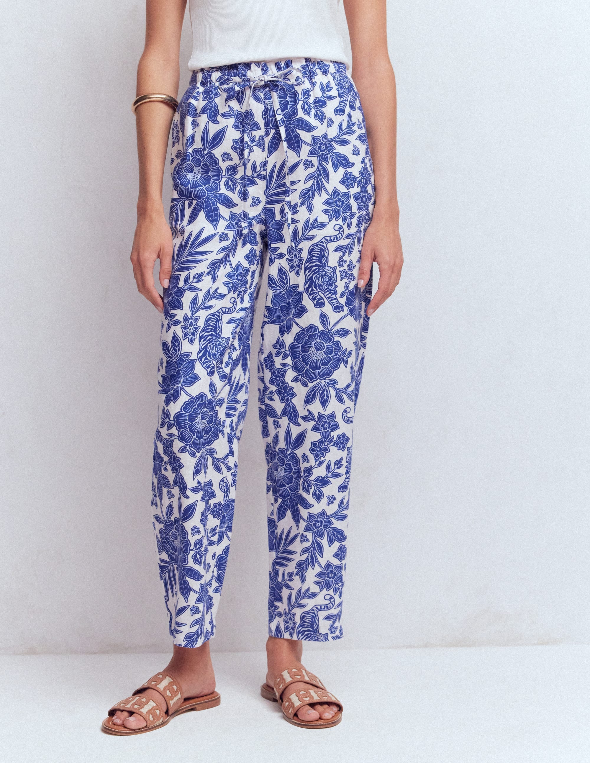 Pantacourt Islington en lin-Bleu mazarine, motif Tigers Paradise - Image 4