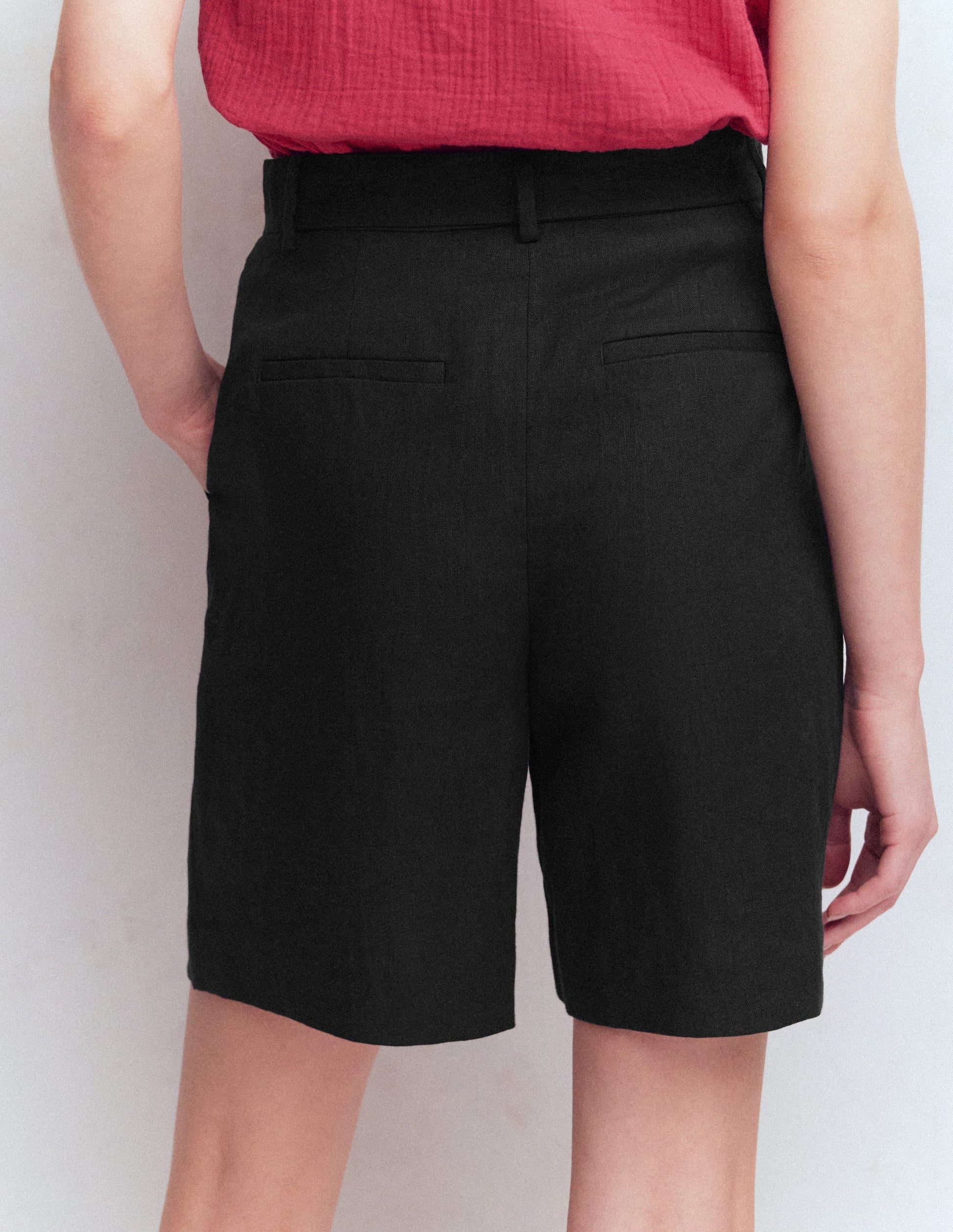 Chelsea Leinenshorts mit Gürtel-Schwarz-3