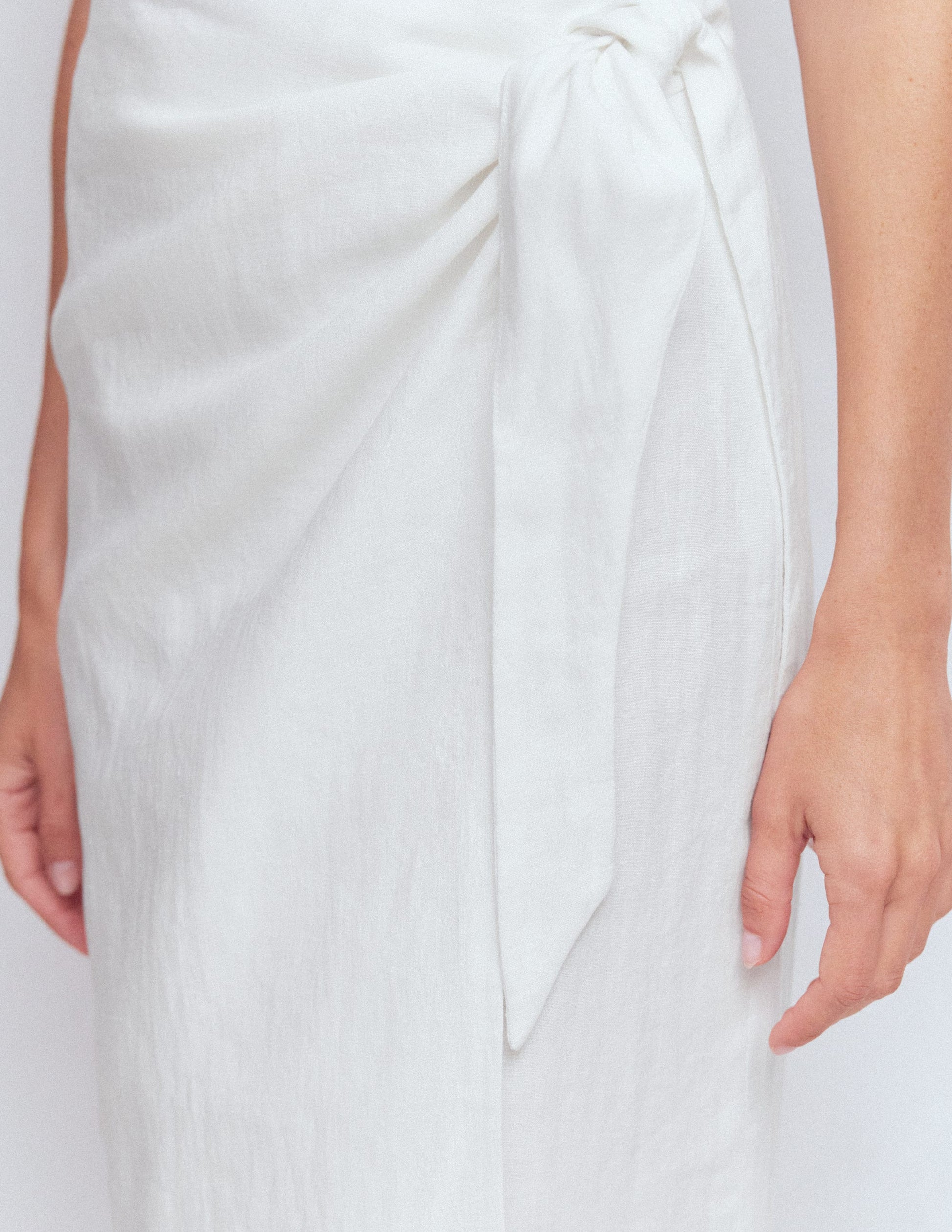 Dimitra Leinen-Säulenrock-Weiß-2