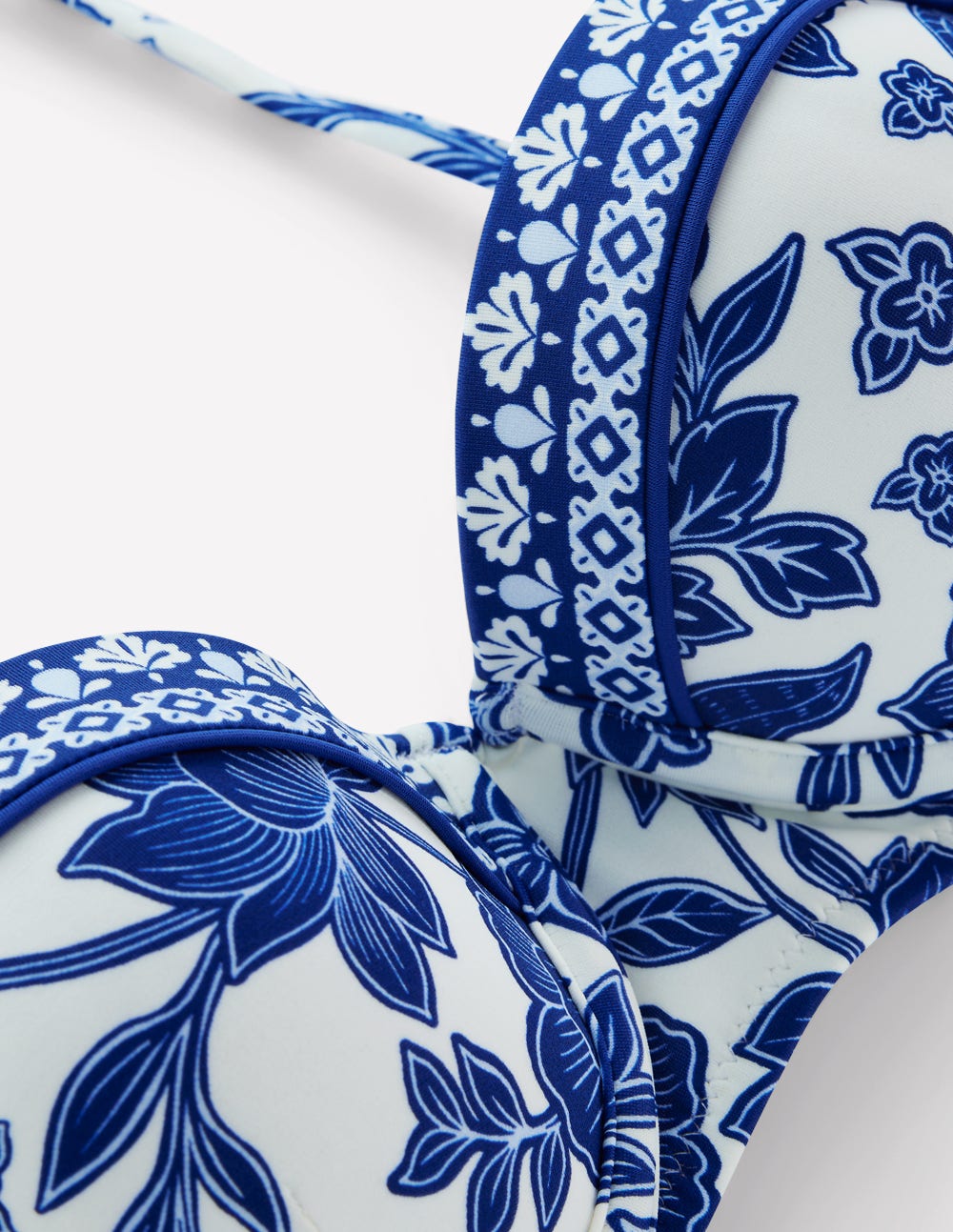 Haut de bikini Rhodes à bonnets-Bleu mazarine, motif Tigers Paradise - Image 7