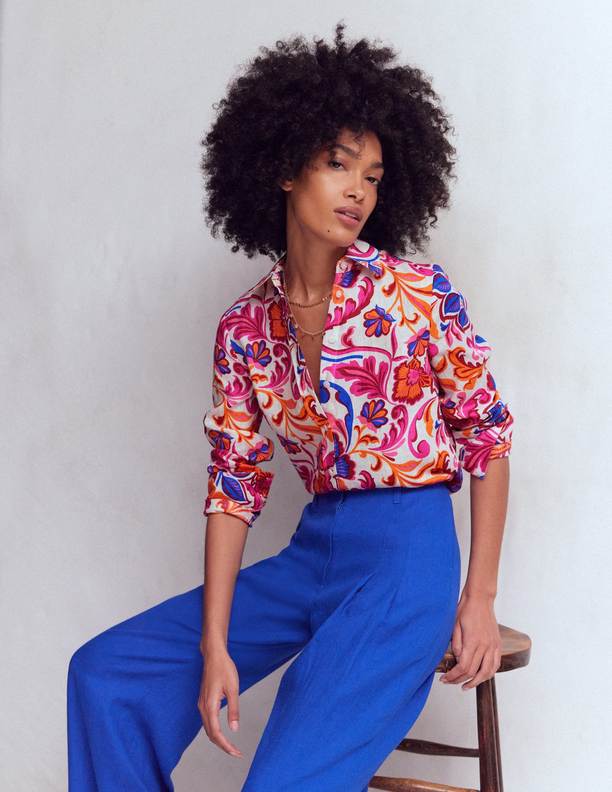Chemise Sienna en lin-Punch rose, motif Flourishing Meadow-2