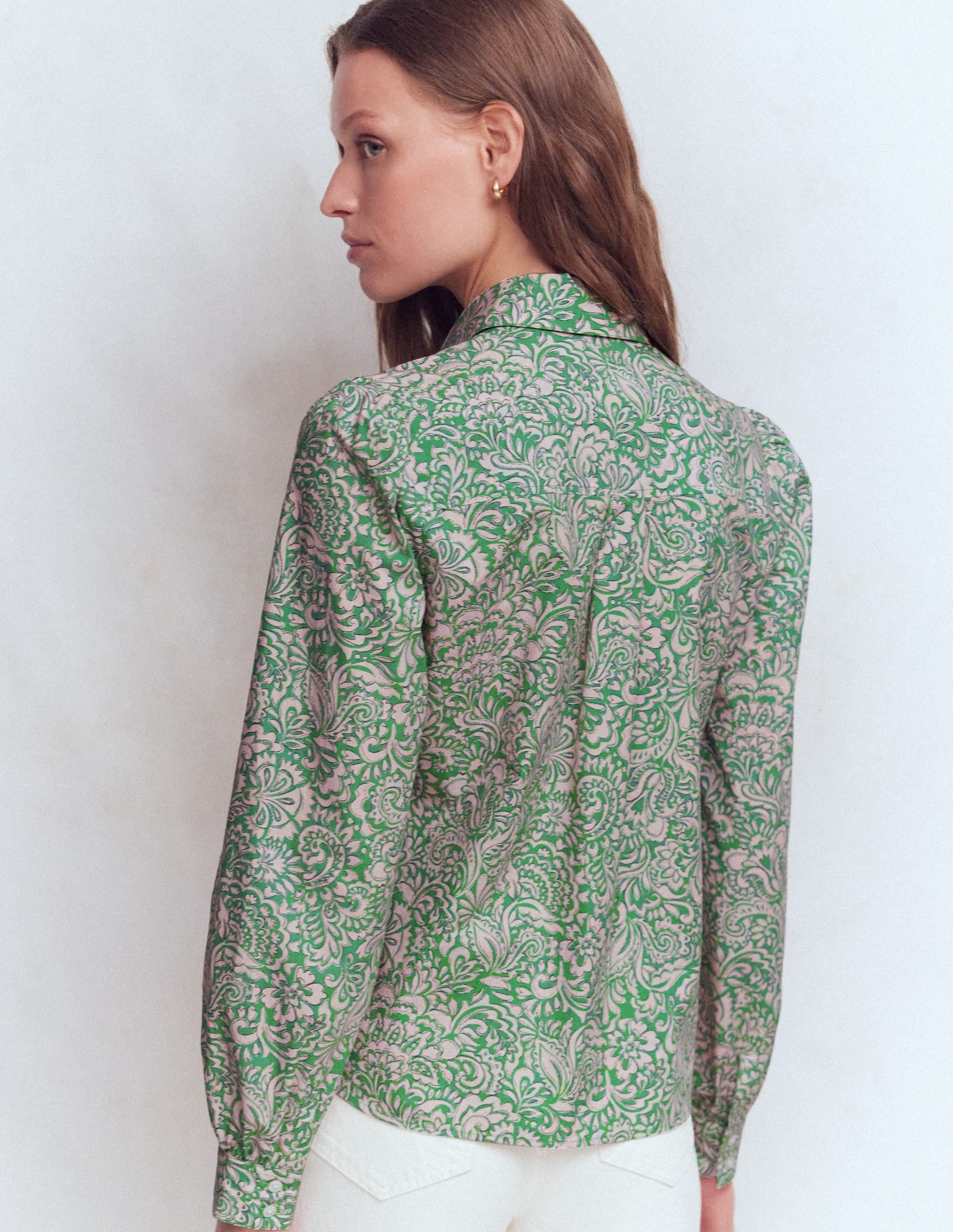 Chemise Cara en coton-Vert aloe vera, motif Elaborate Gardenia - Image 2