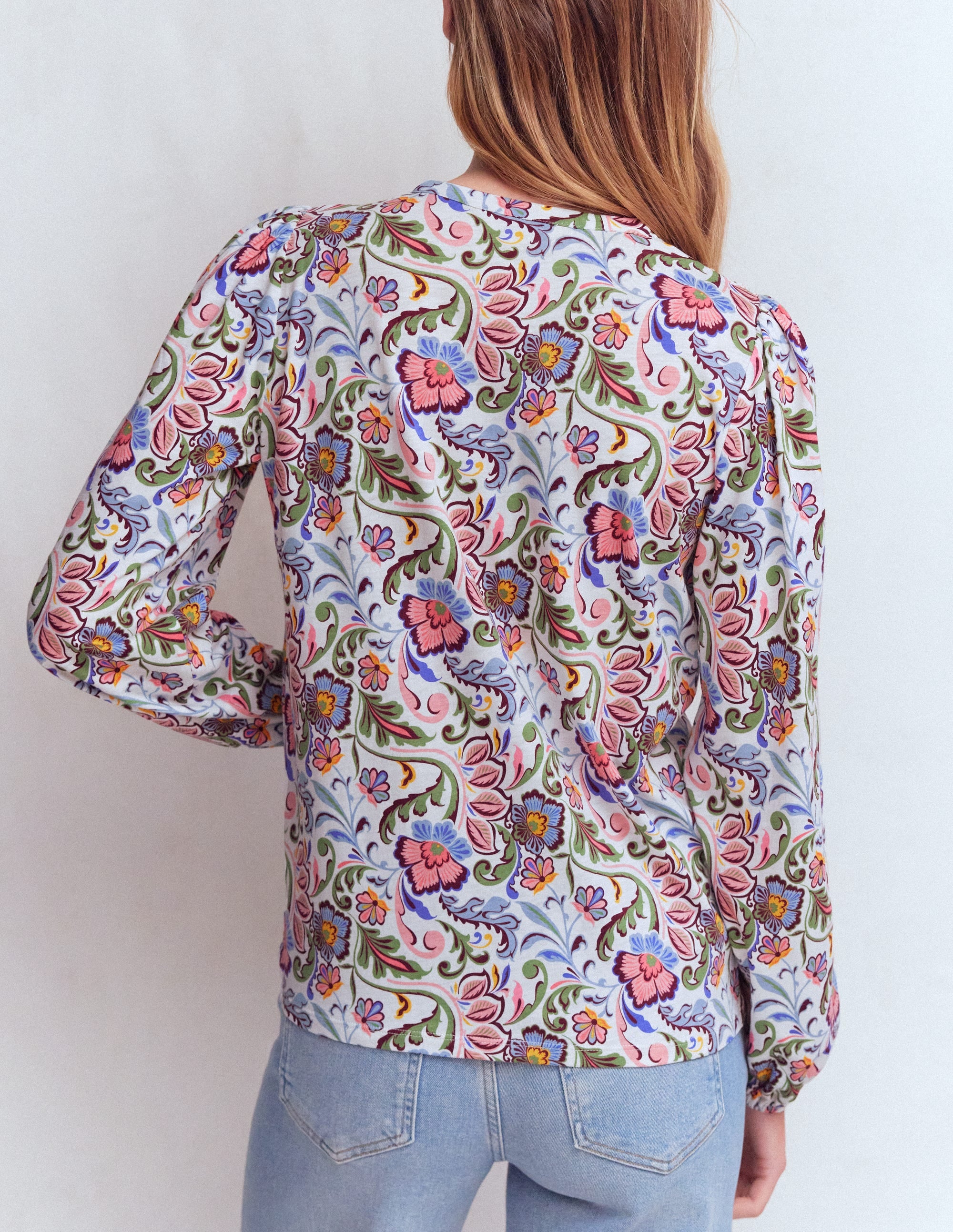 Chemise Mya smockée en jersey-Multi, motif Flourishing Meadow - Image 3